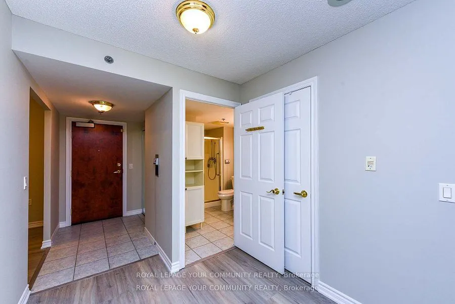 100 Burloak Drive, #1208