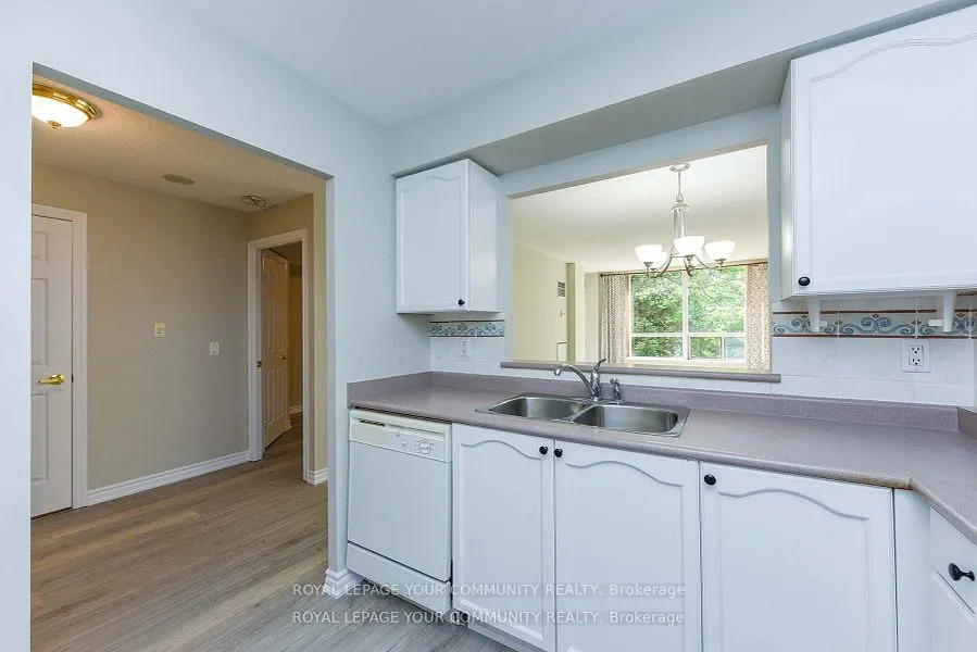 100 Burloak Drive, #1208