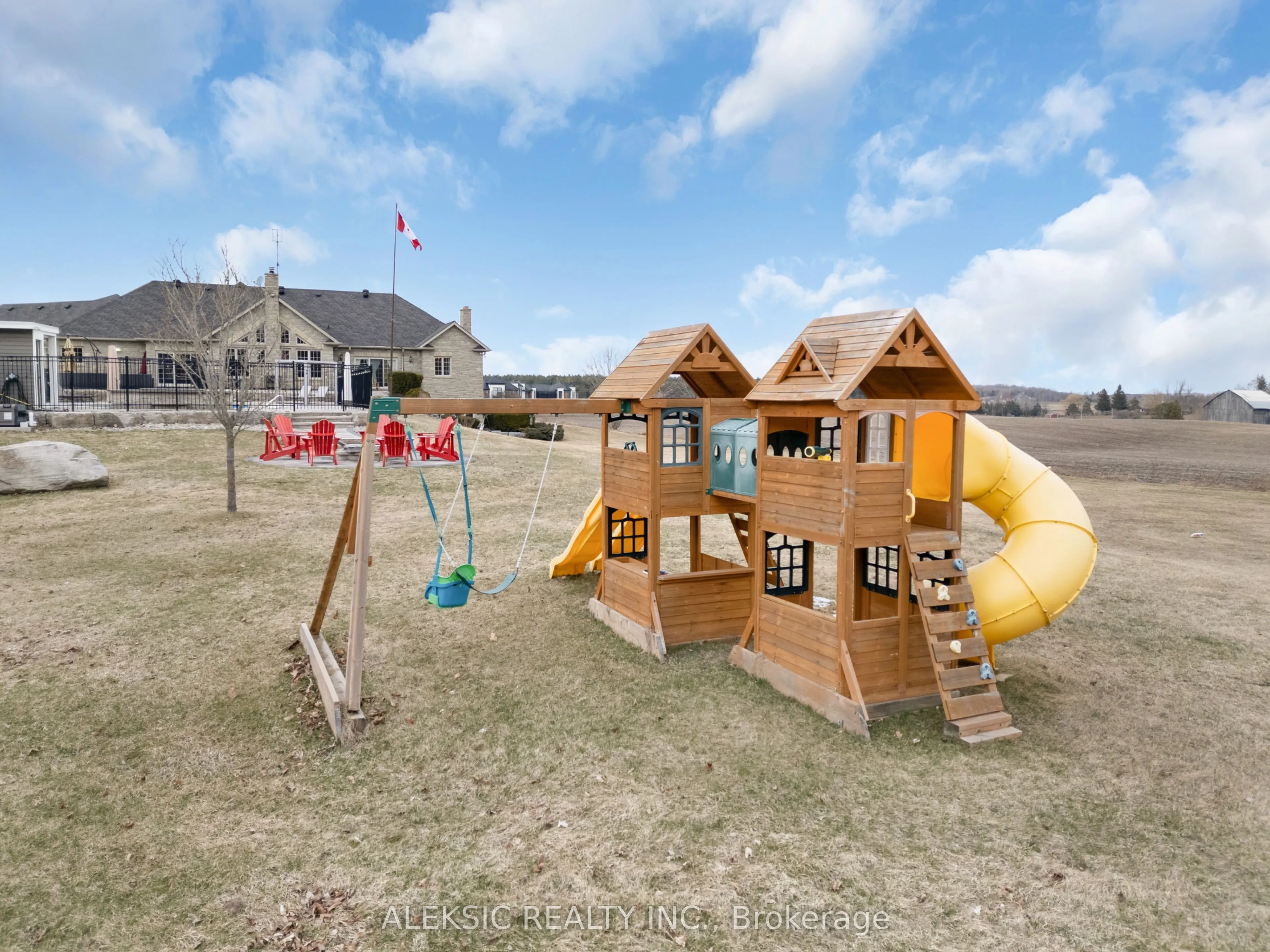 9797 Hunsden Side Road