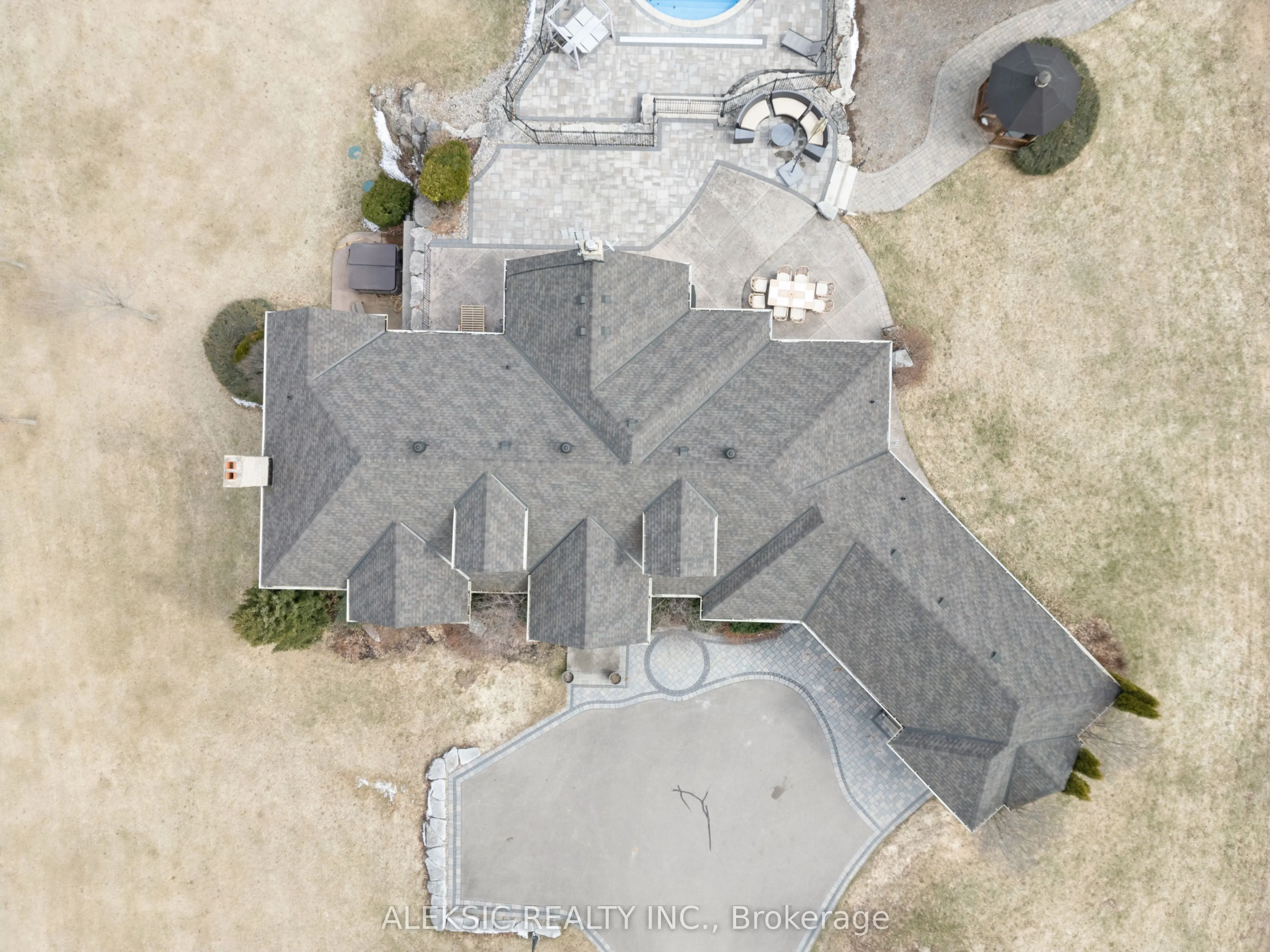 9797 Hunsden Side Road