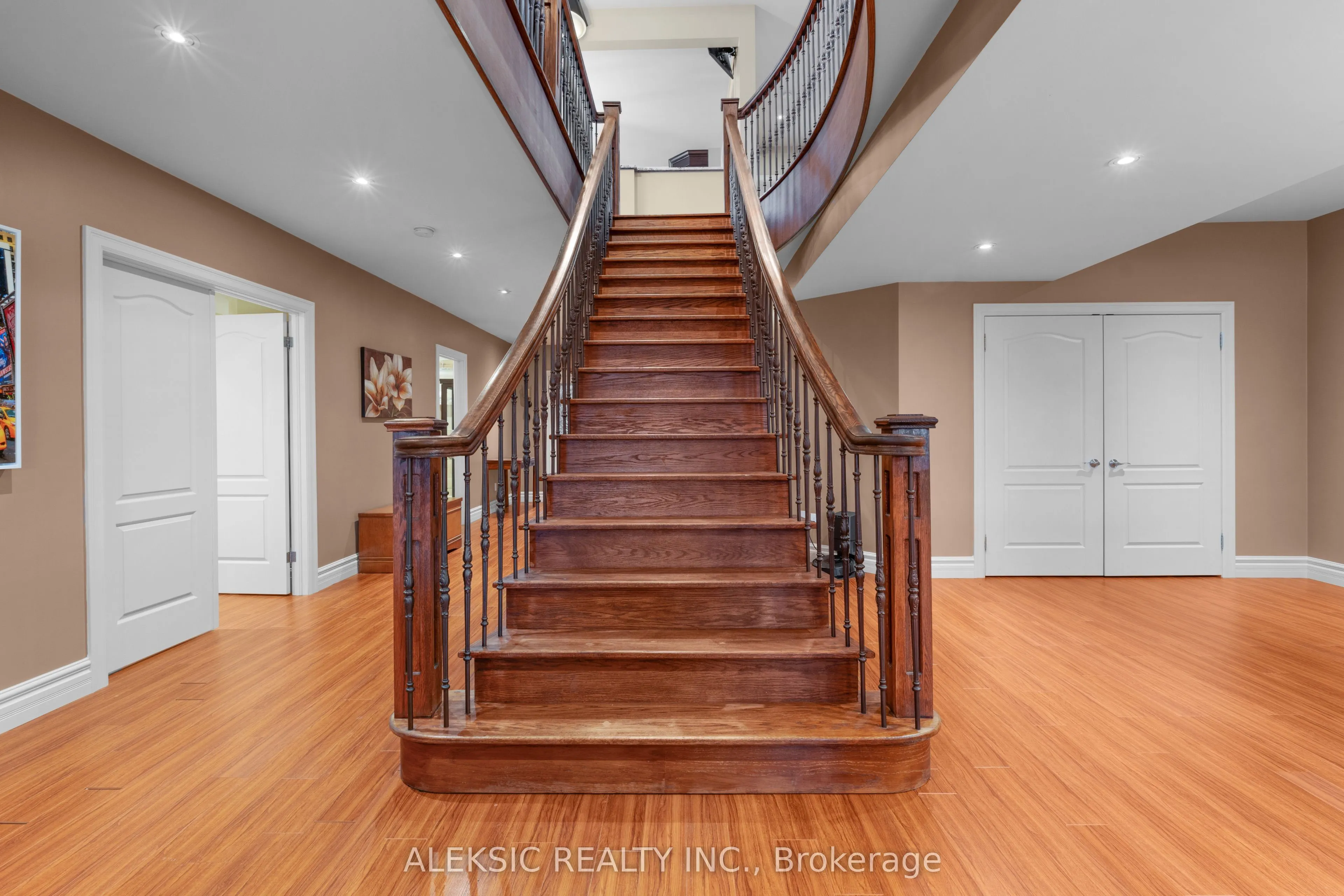 9797 Hunsden Side Road