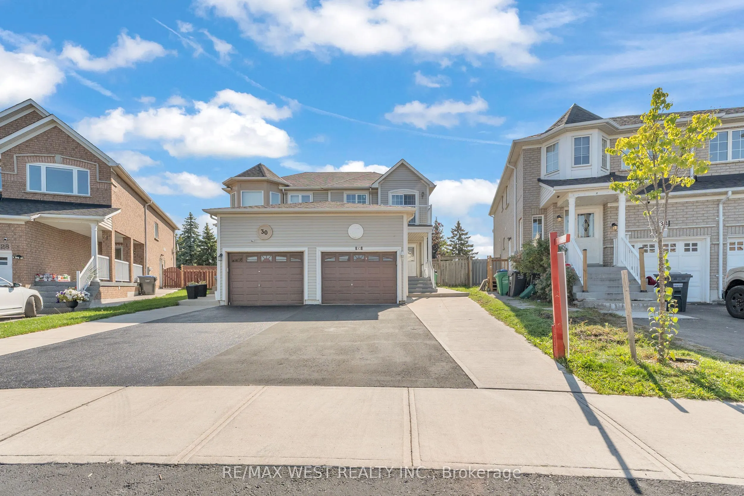 32 Weather Vane Lane