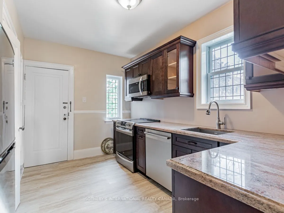 2 Larkin Avenue, #Upper