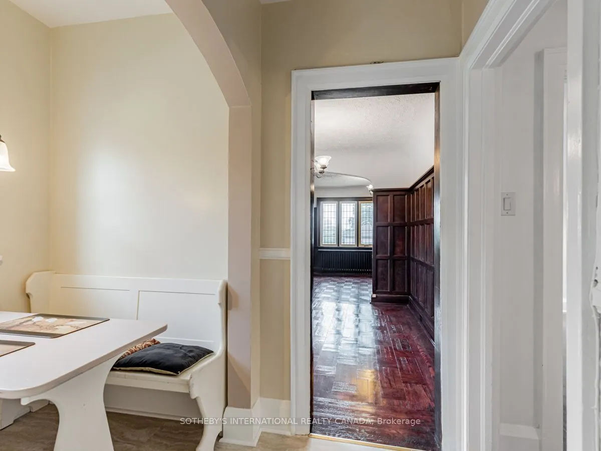 2 Larkin Avenue, #Upper