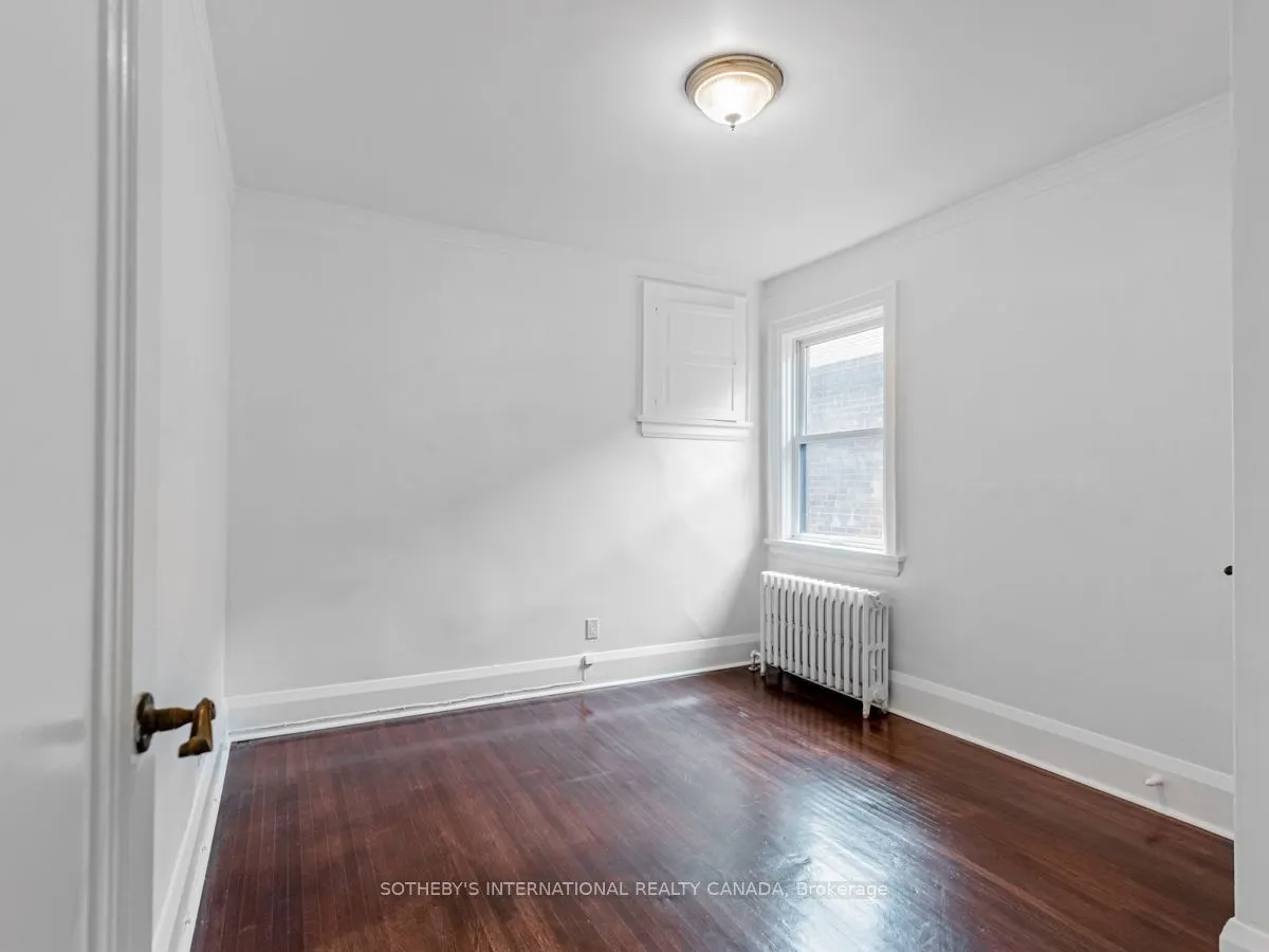 2 Larkin Avenue, #Upper