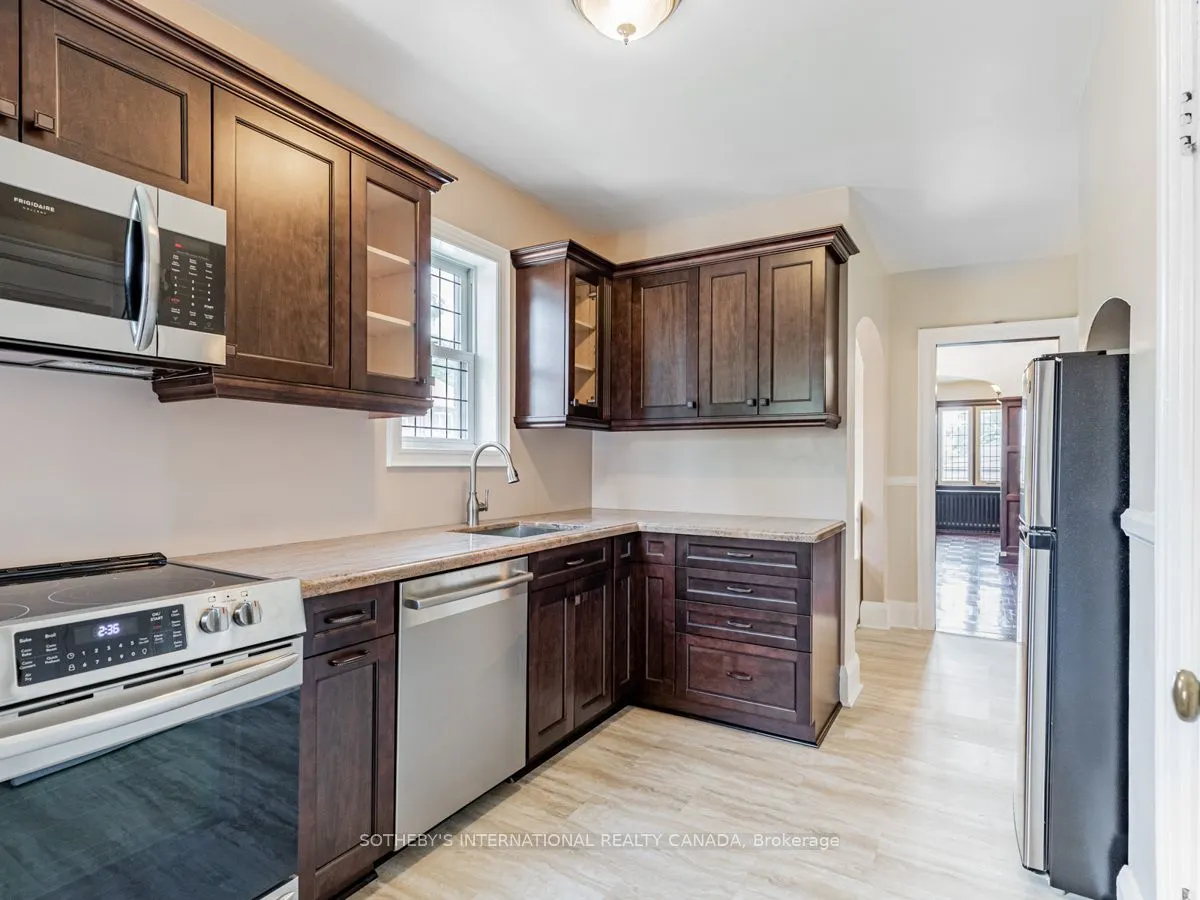 2 Larkin Avenue, #Upper