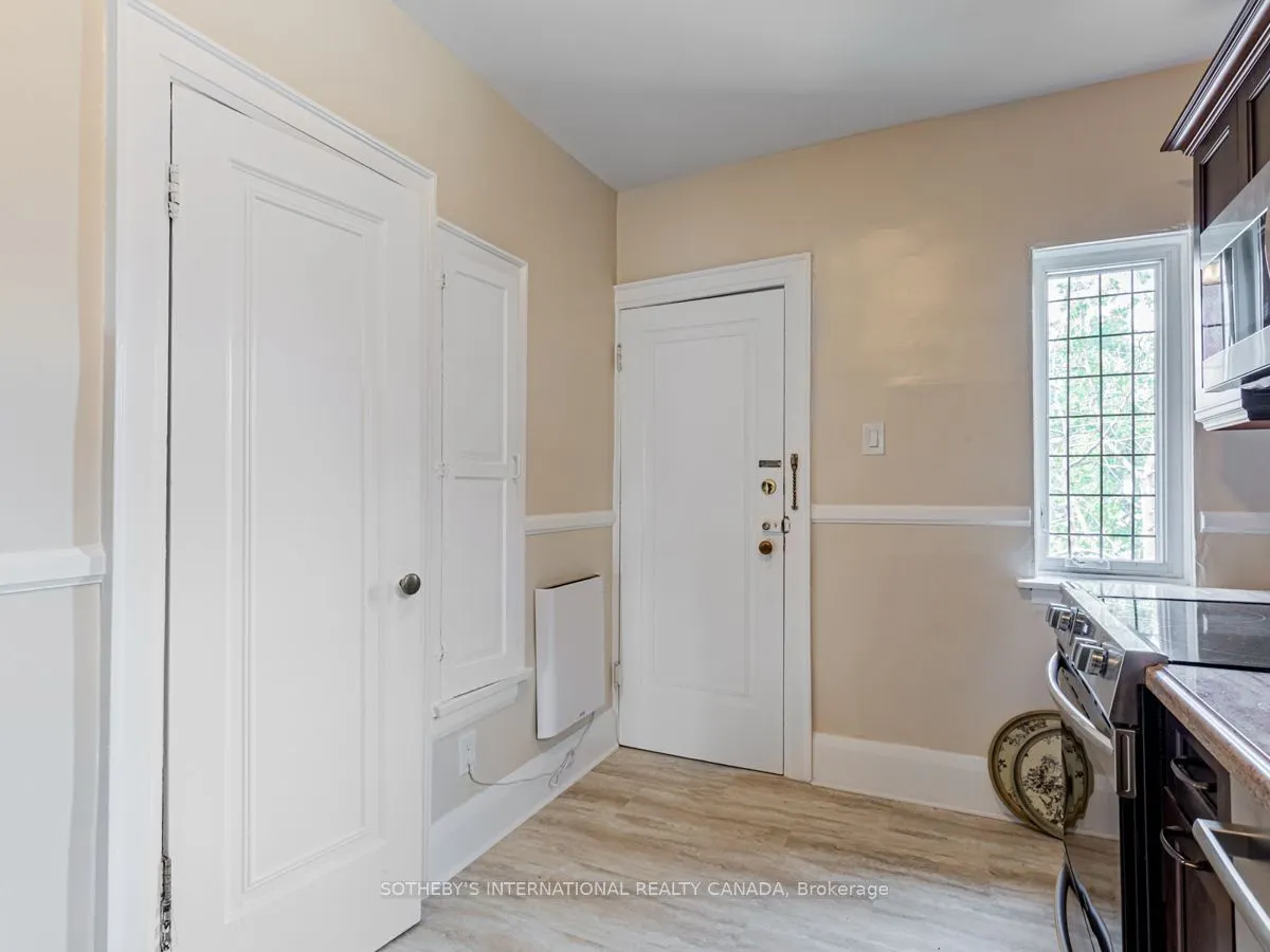 2 Larkin Avenue, #Upper