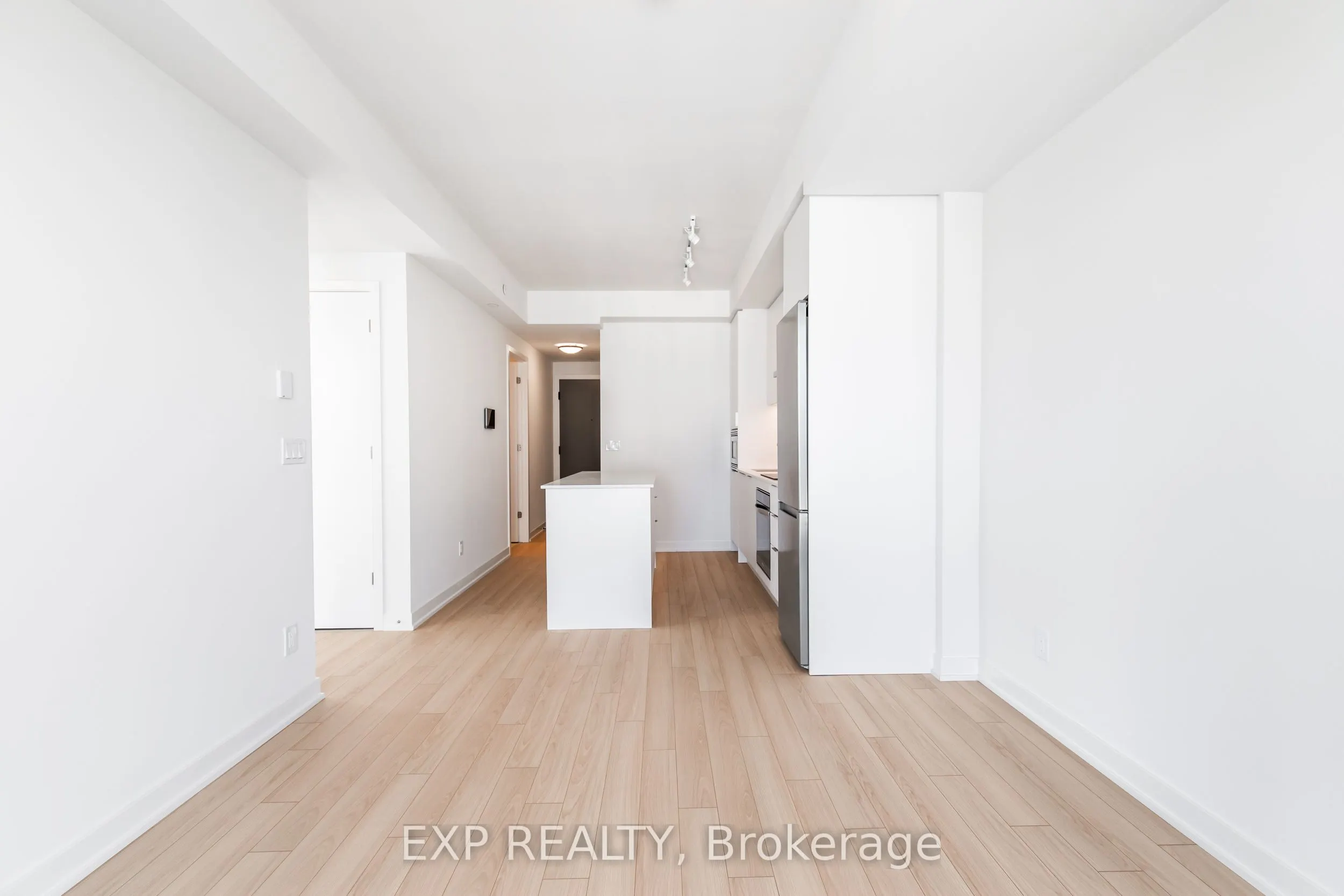 3079 Trafalgar Road, #1307