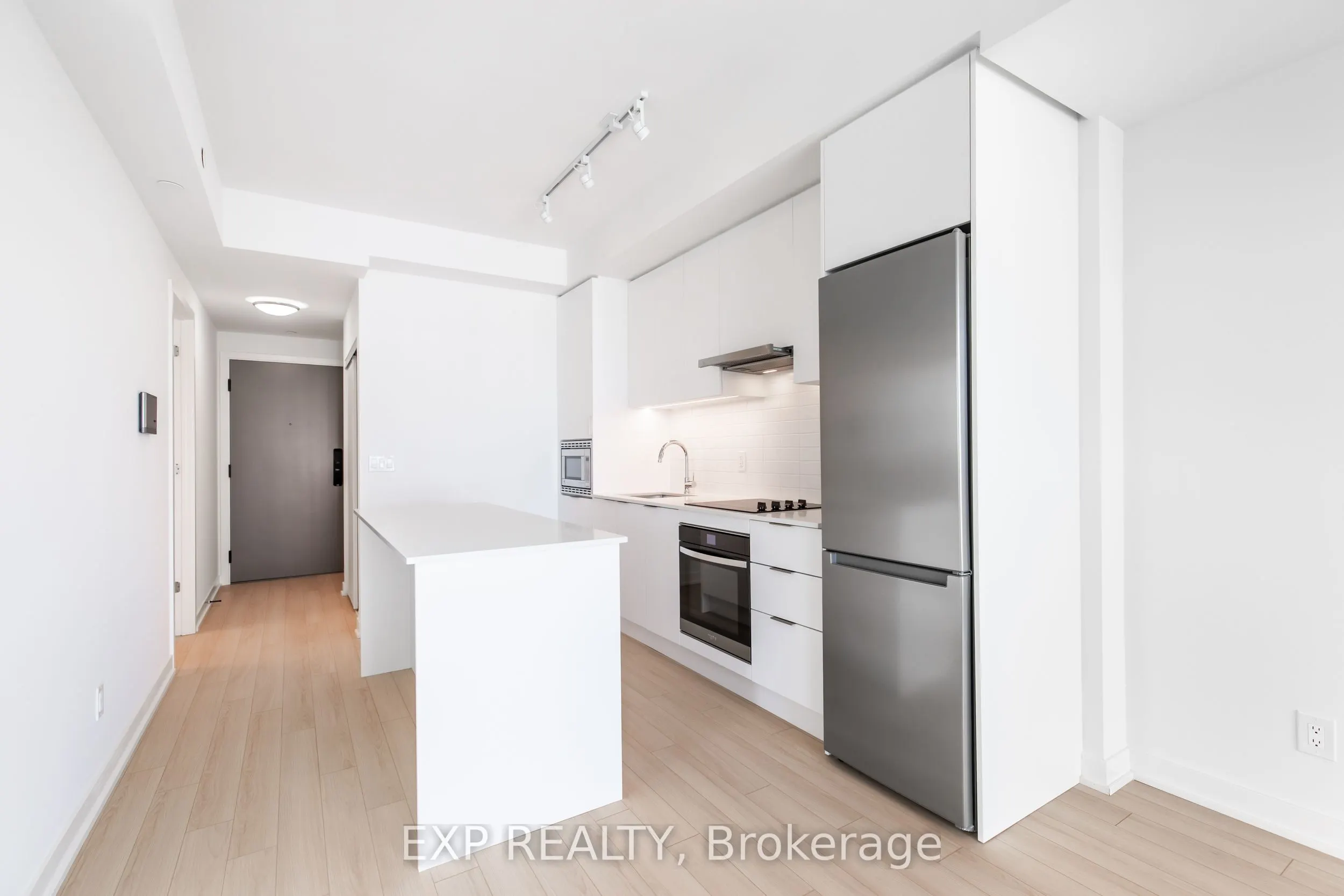3079 Trafalgar Road, #1307