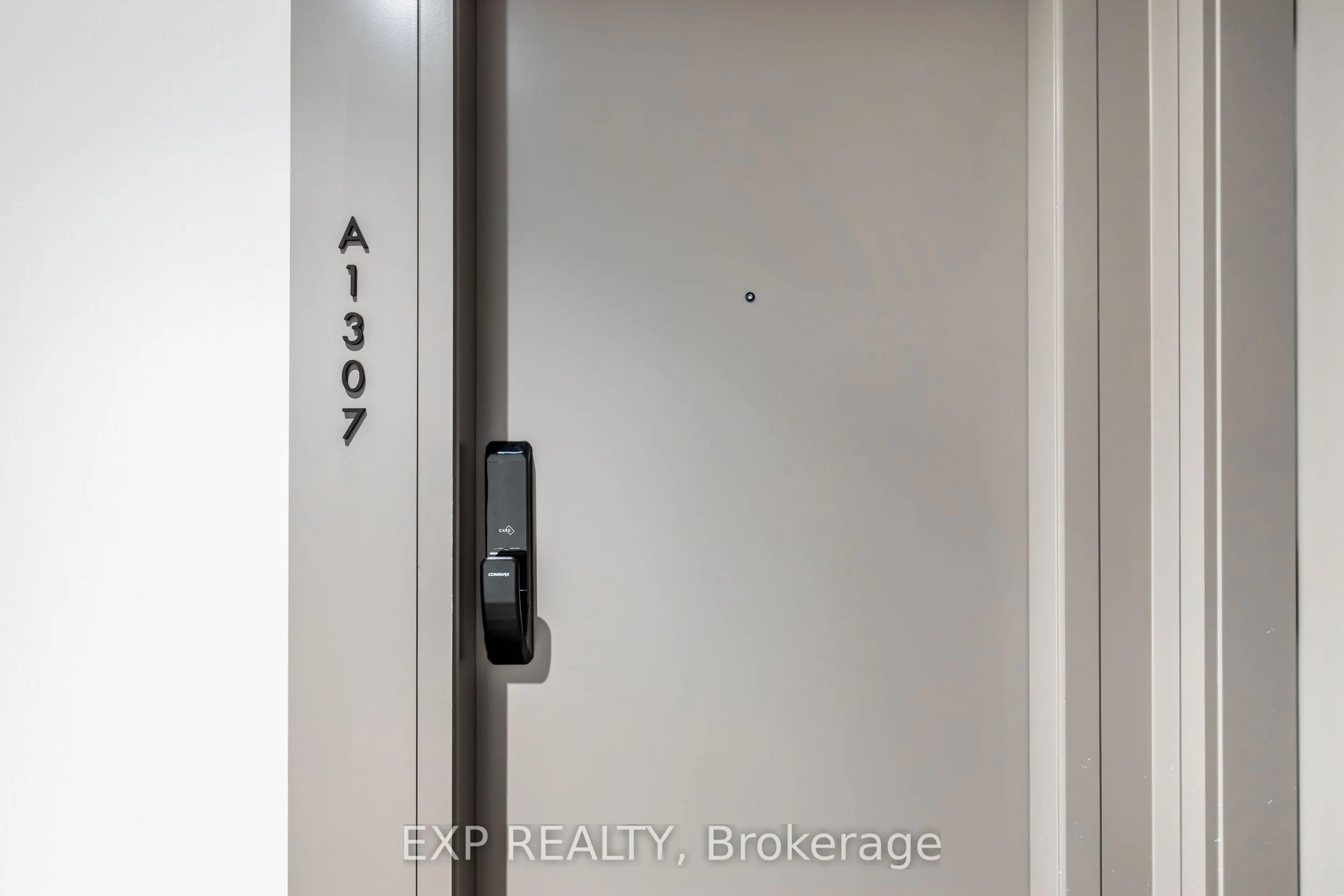 3079 Trafalgar Road, #1307