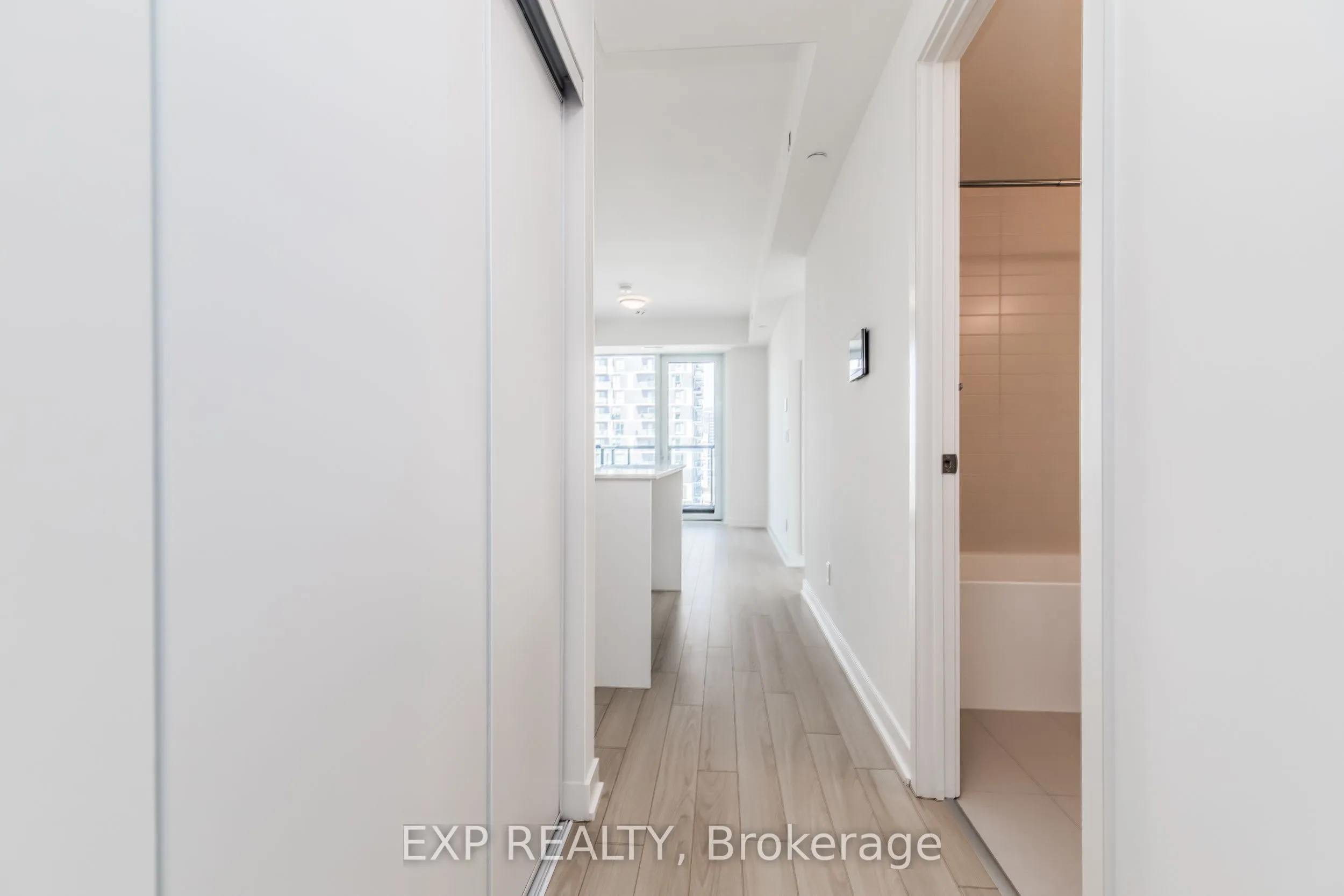 3079 Trafalgar Road, #1307
