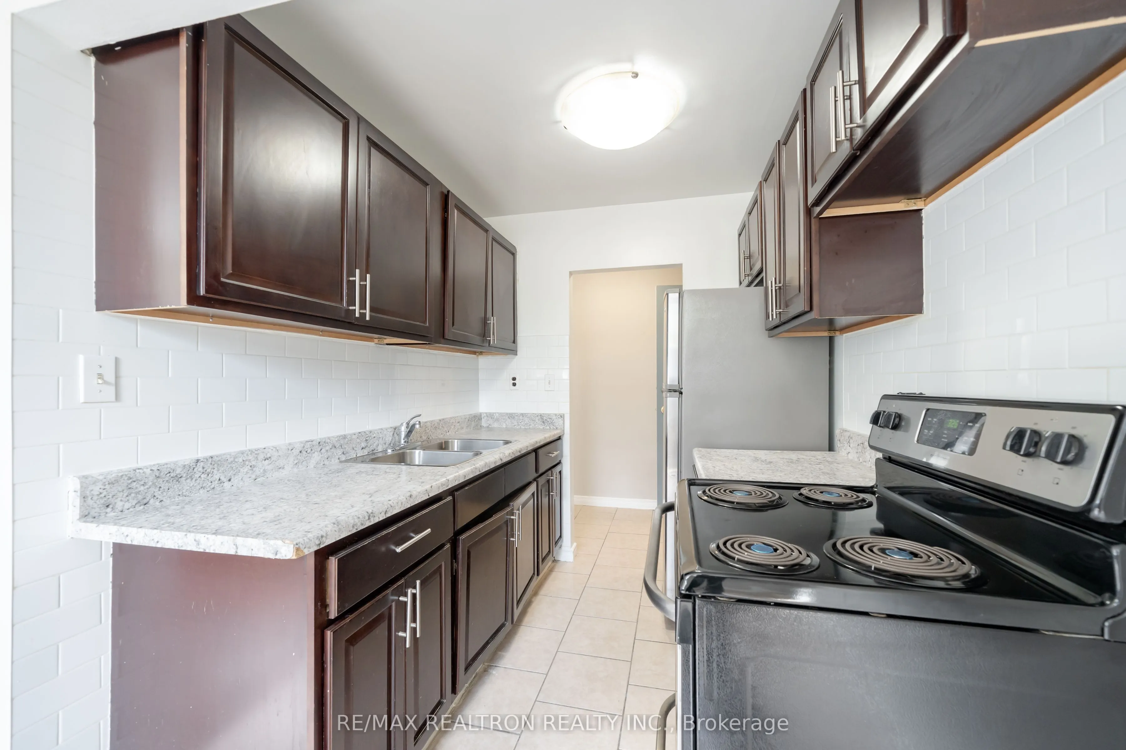 2043 Prospect Street, #43