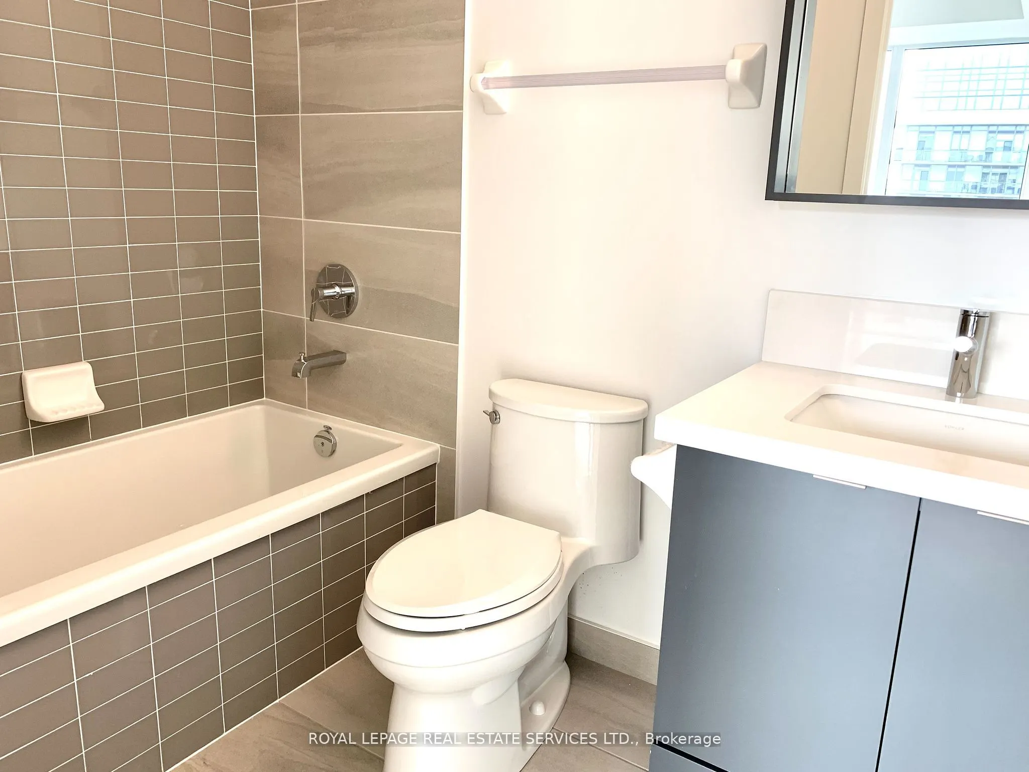 4677 Glen Erin Drive, #1708
