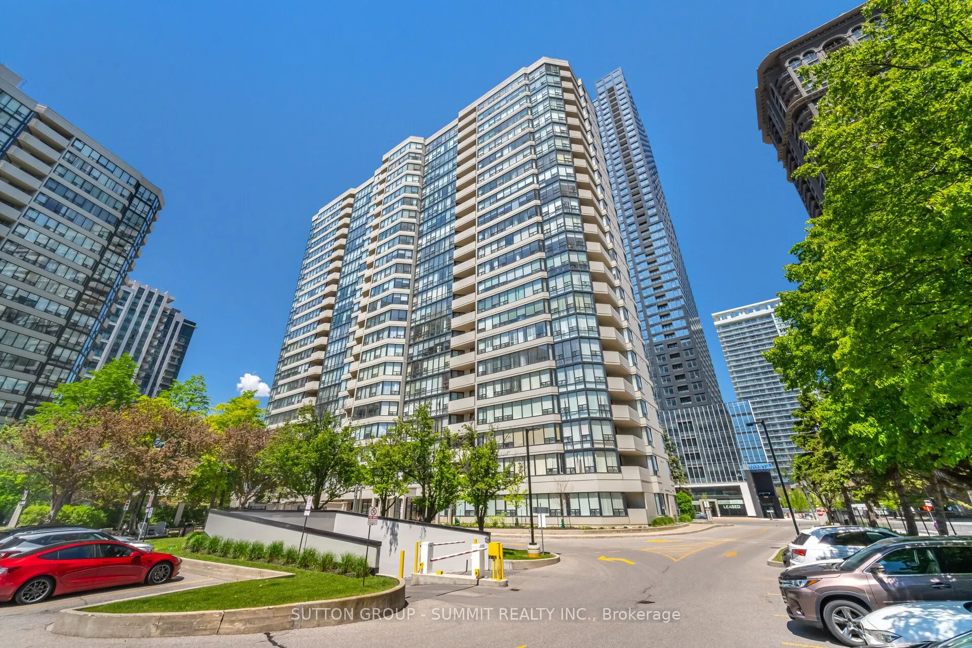 330 Rathburn Road W, #1608