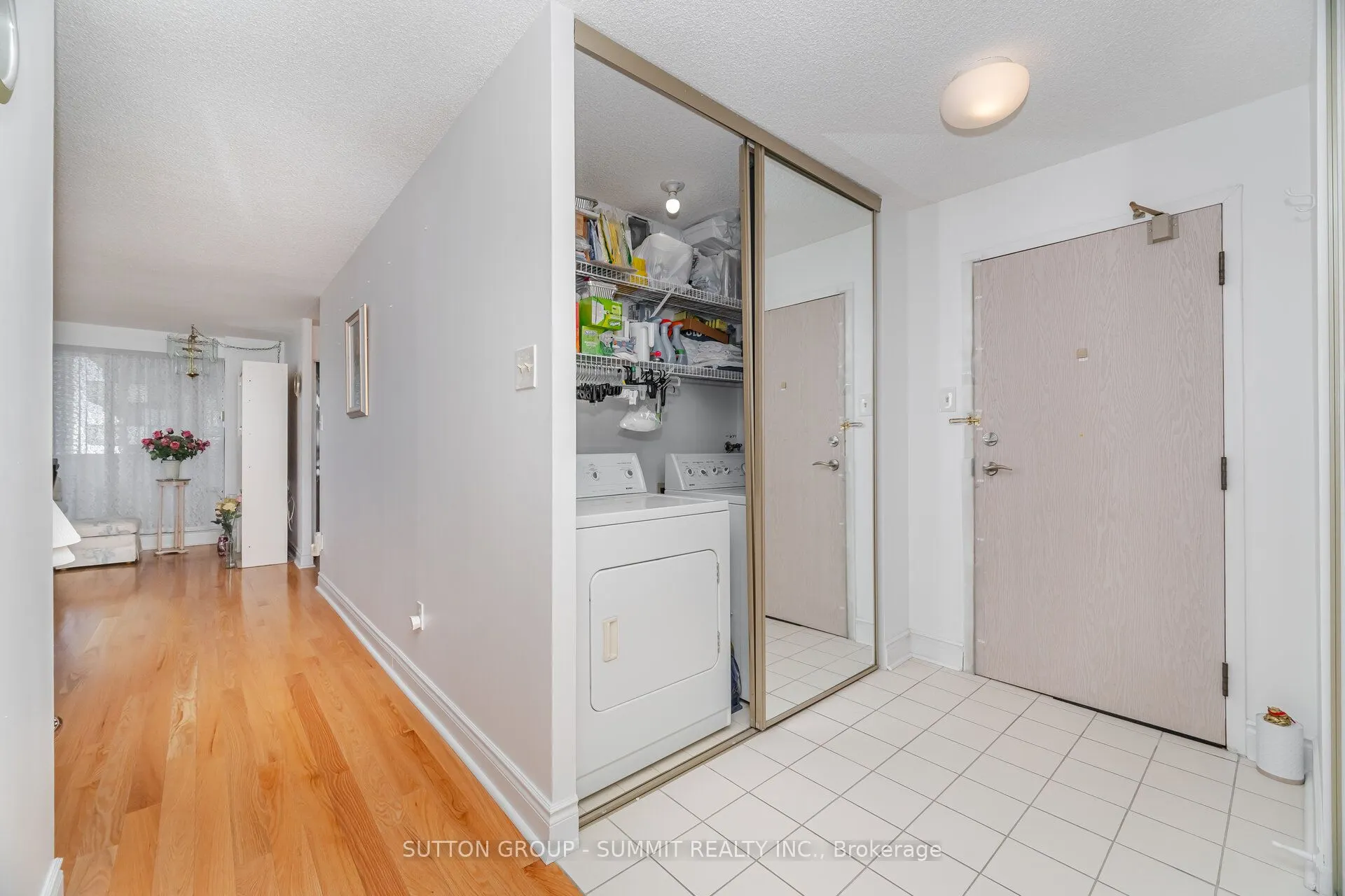 330 Rathburn Road W, #1608