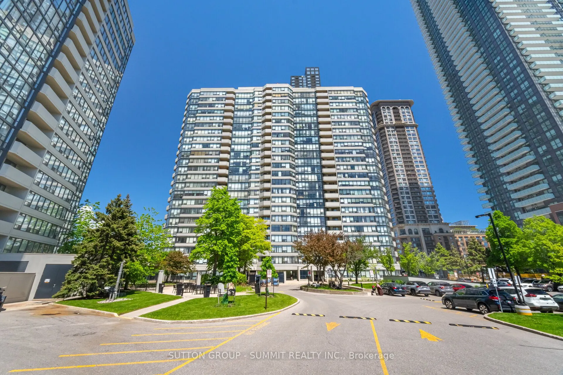 330 Rathburn Road W, #1608