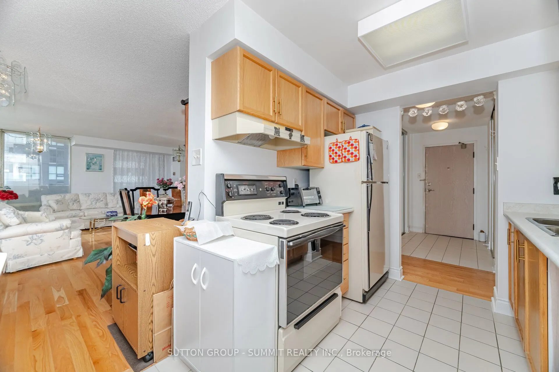 330 Rathburn Road W, #1608