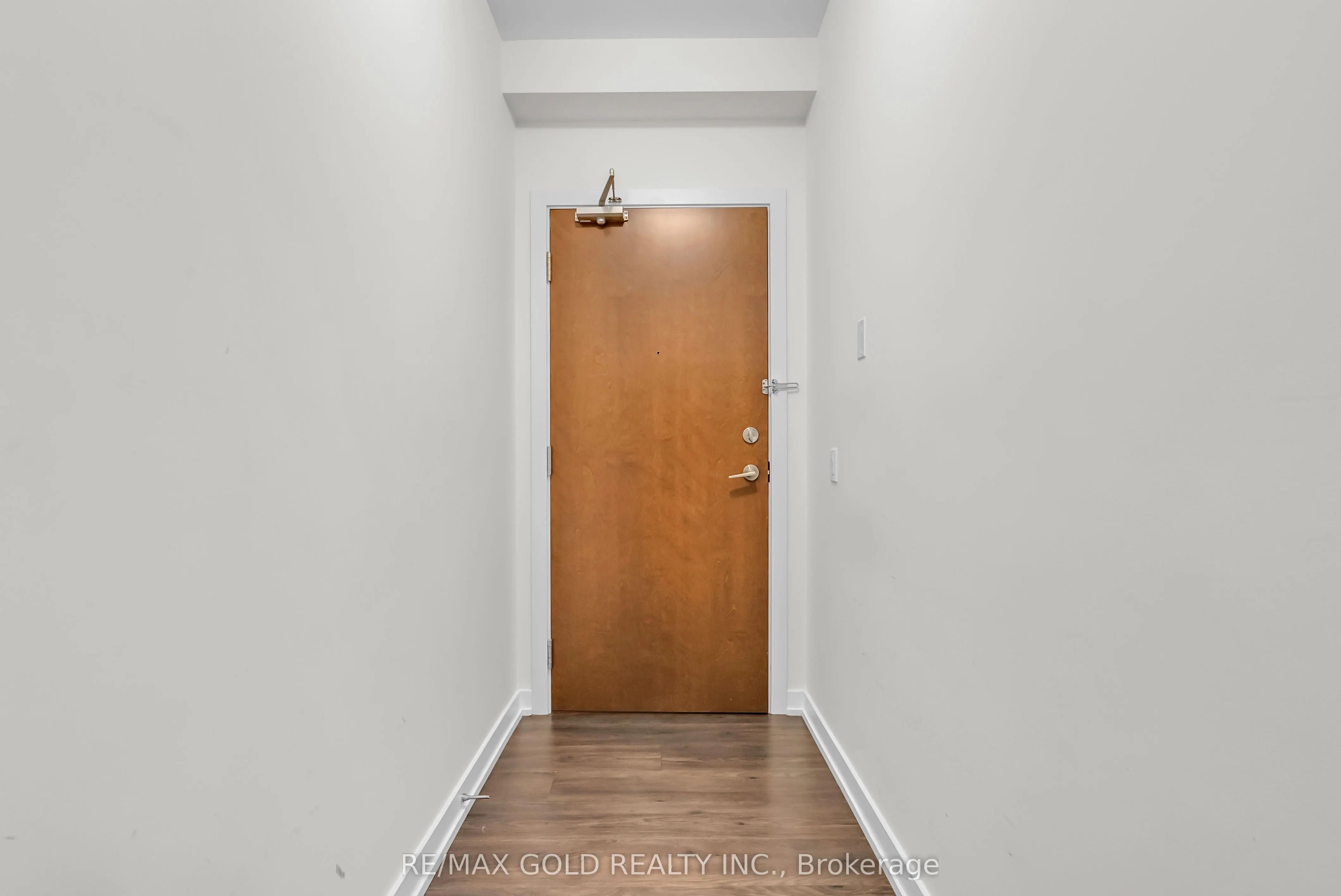 2212 Lake Shore Boulevard W, #806