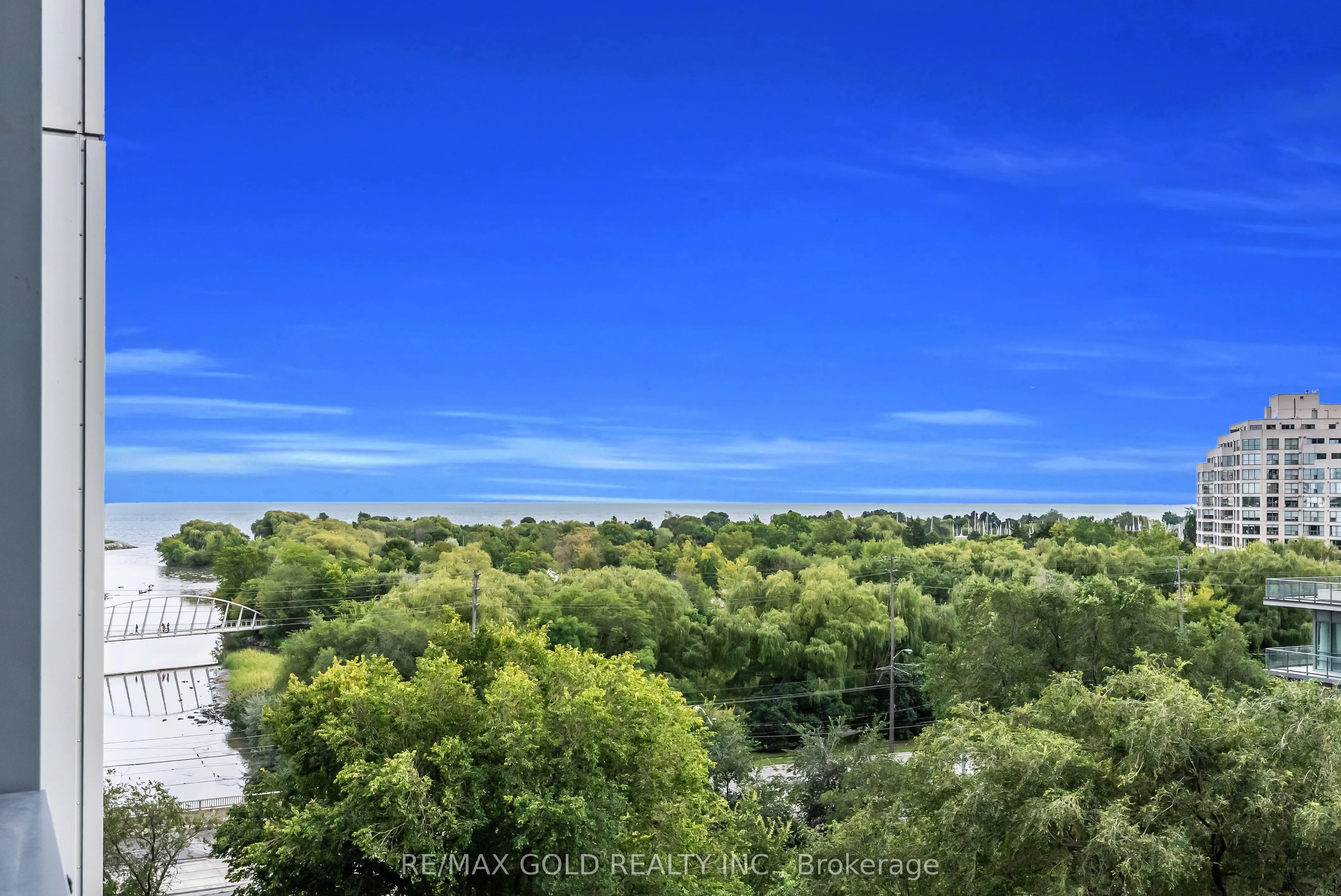 2212 Lake Shore Boulevard W, #806