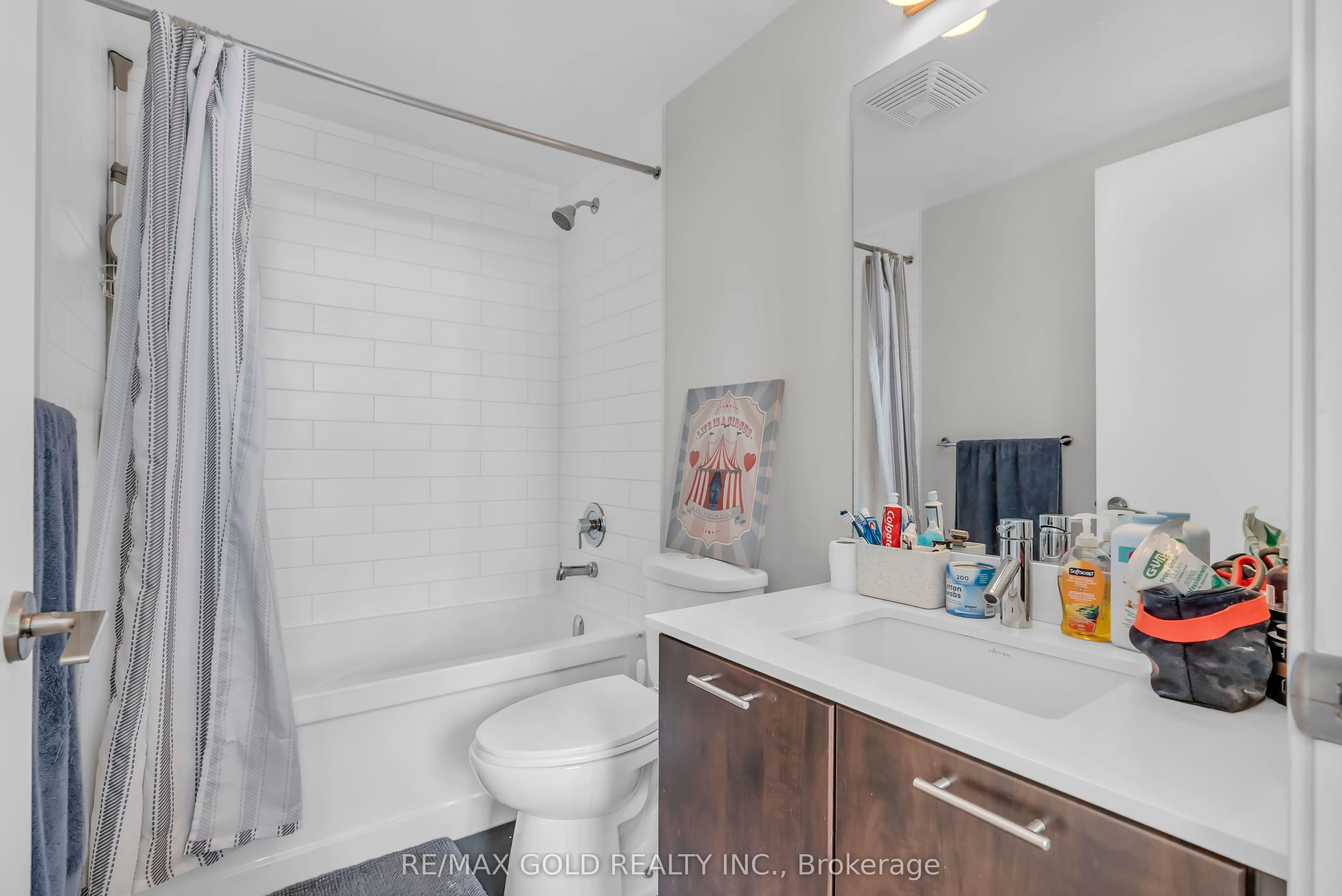 2212 Lake Shore Boulevard W, #806