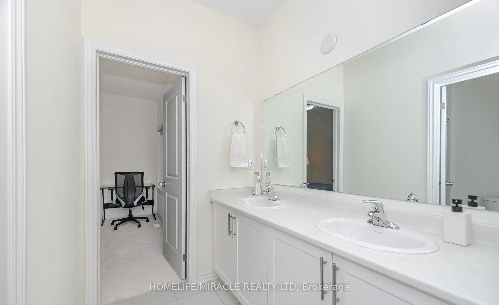 7 Aldenham Street, #Basement
