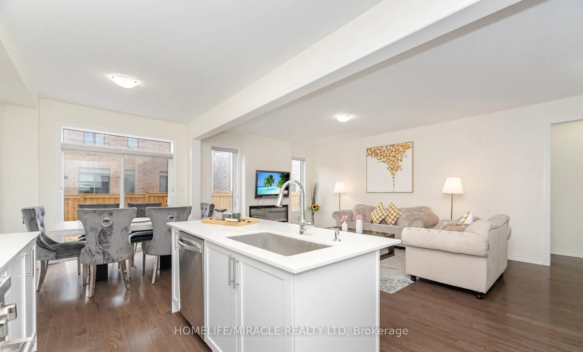 7 Aldenham Street, #Basement