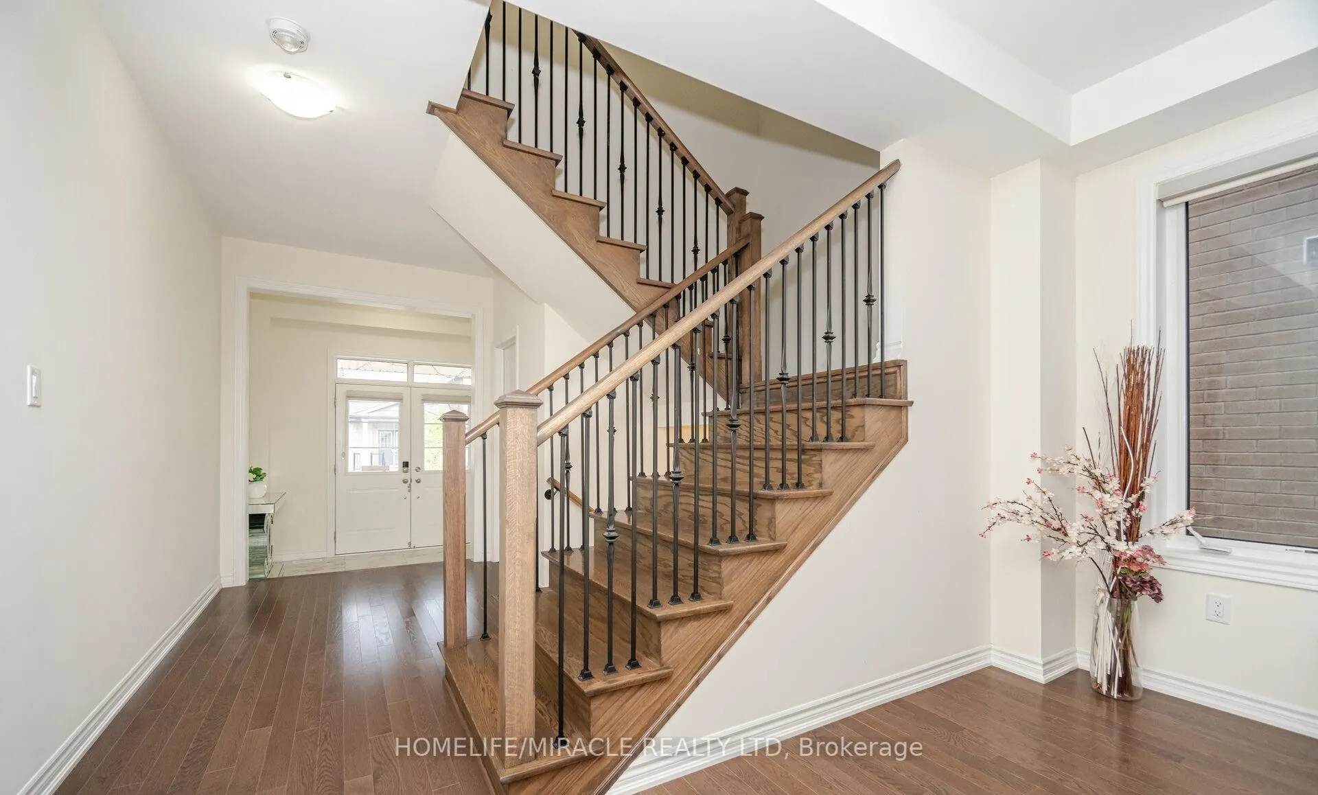7 Aldenham Street, #Basement