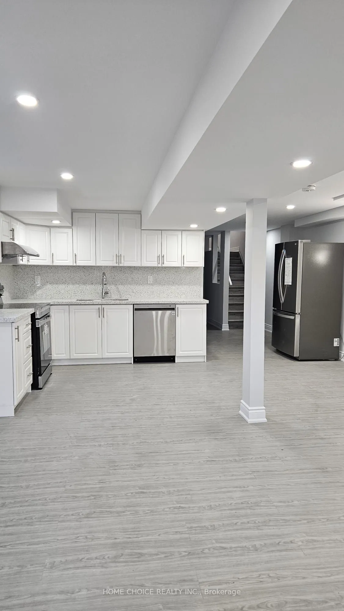 5265 Springbok Crescent