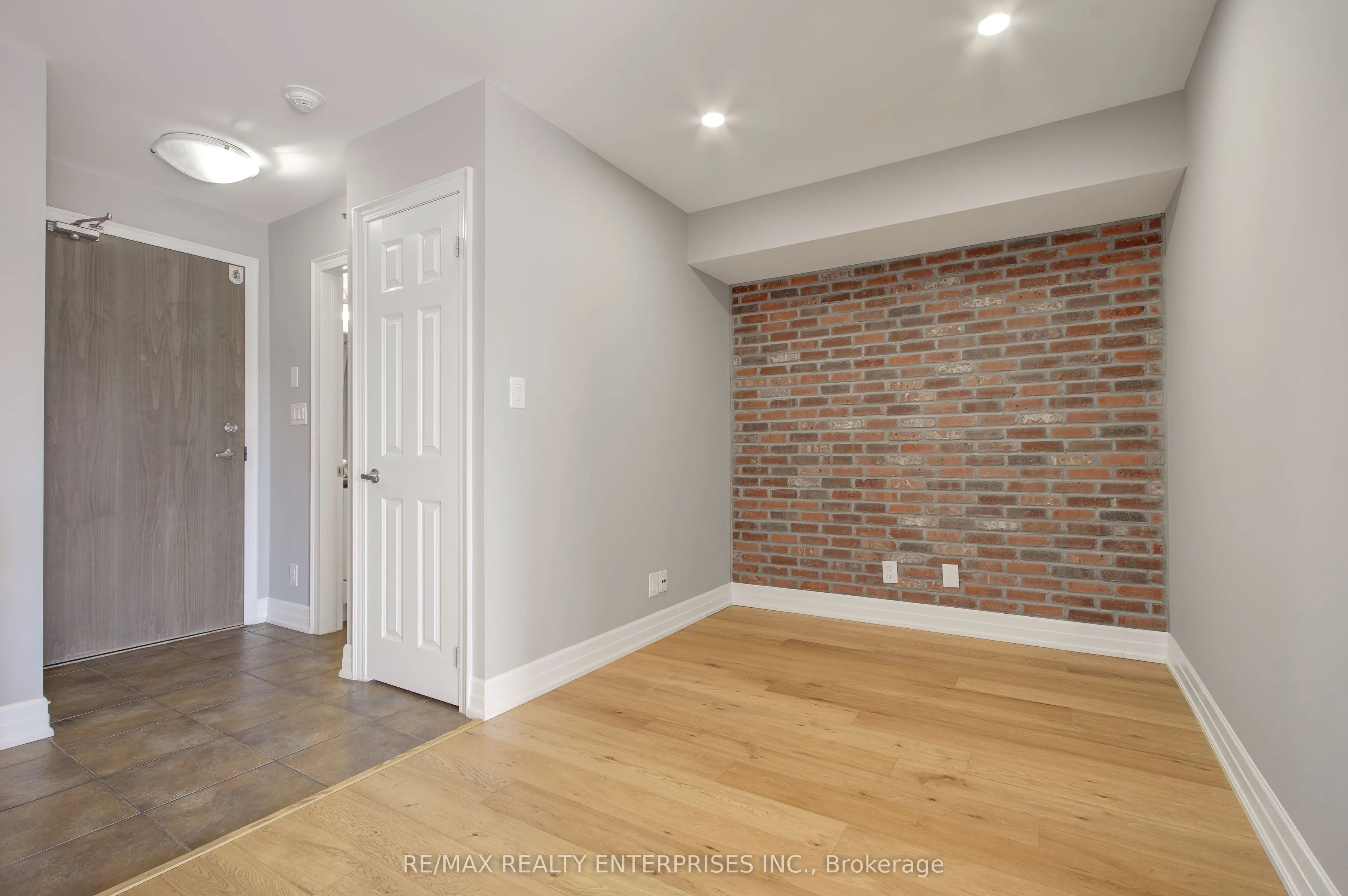 3070 Rotary Way, #412