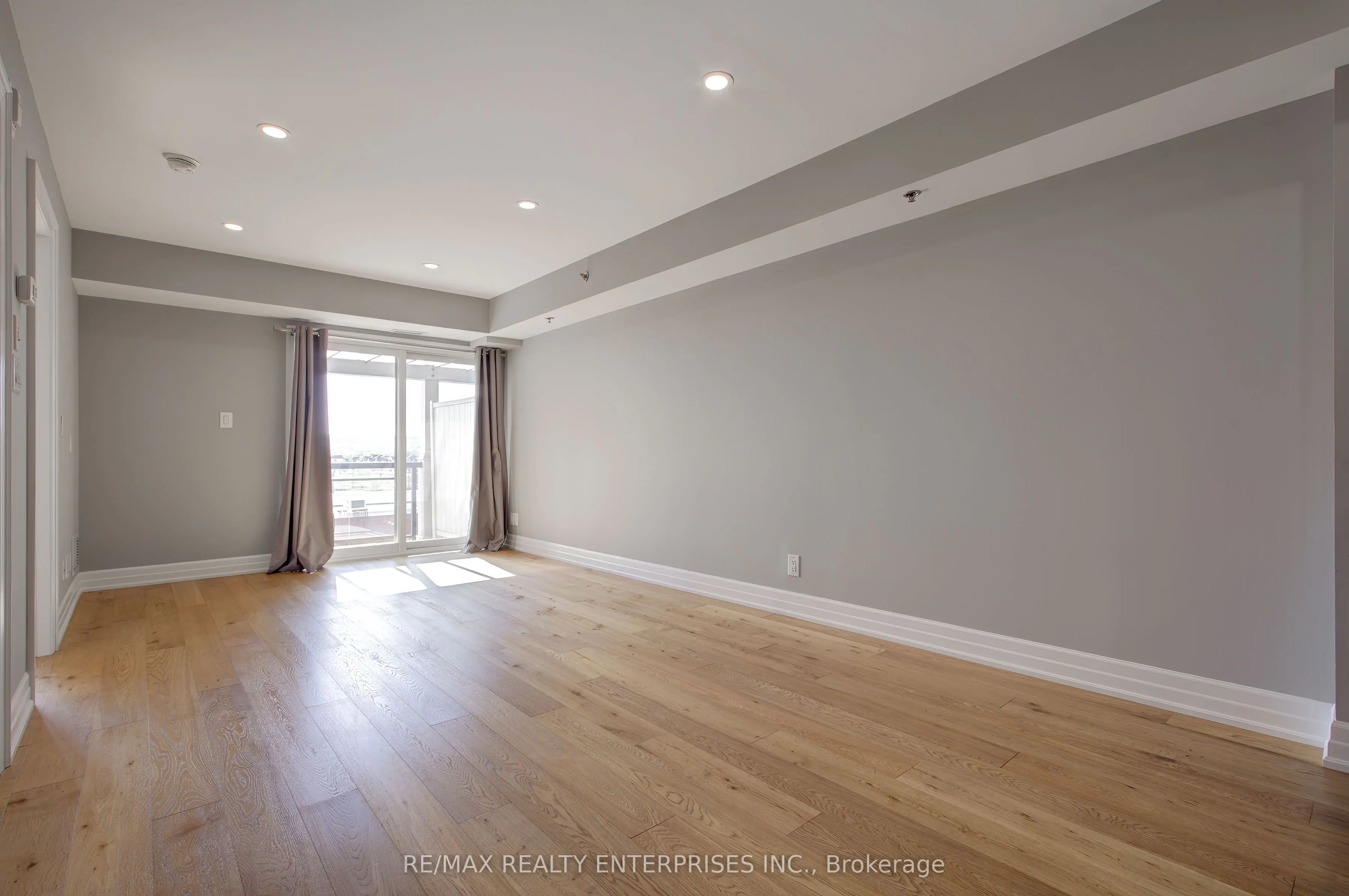 3070 Rotary Way, #412