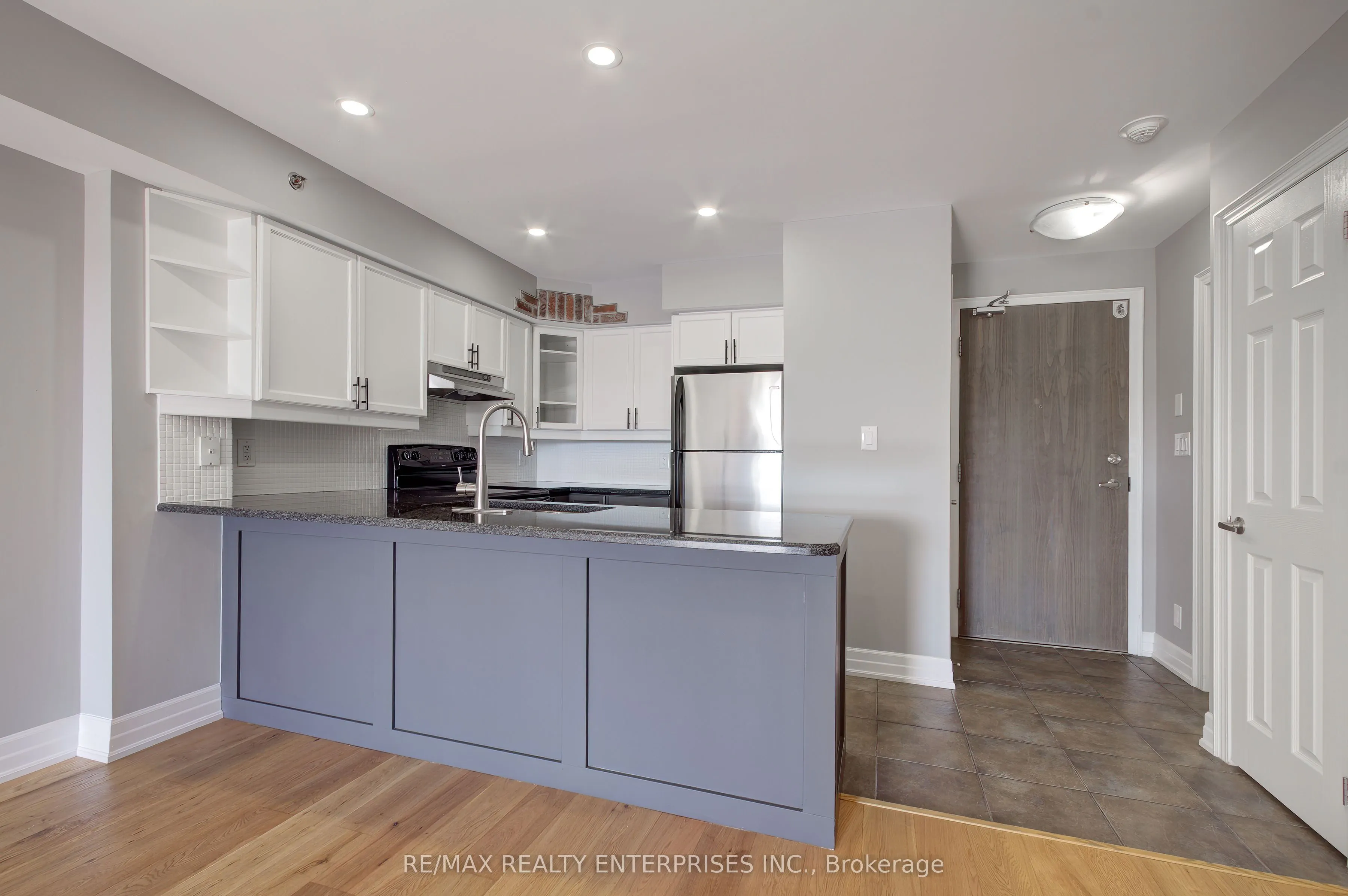 3070 Rotary Way, #412