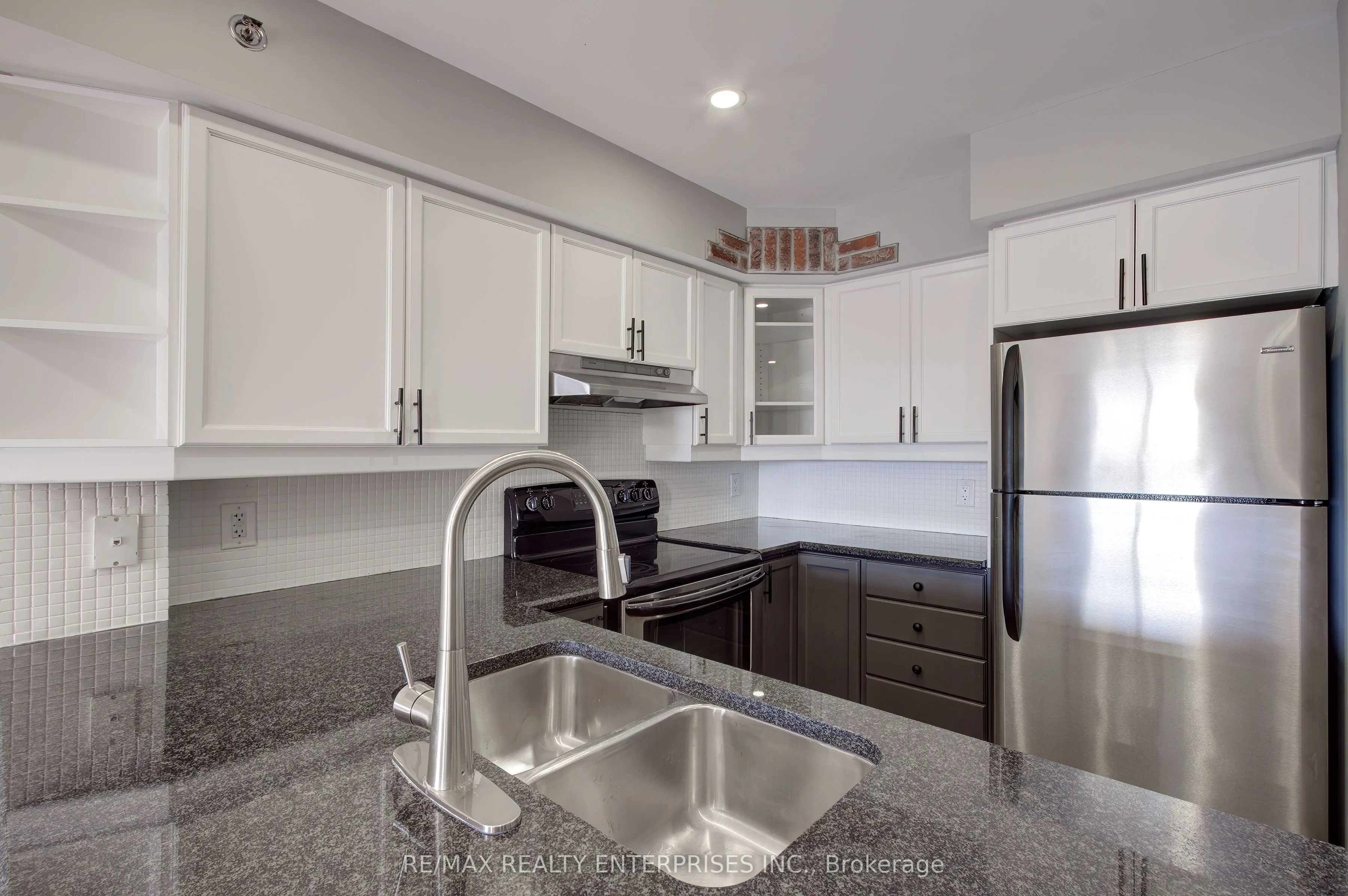 3070 Rotary Way, #412