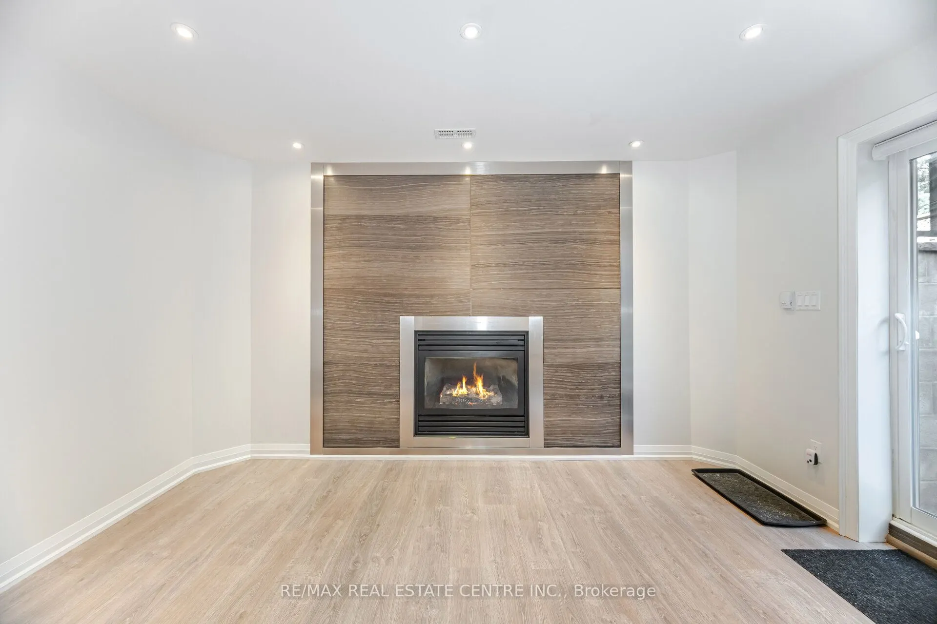 680 Driftcurrent Drive, #Basement