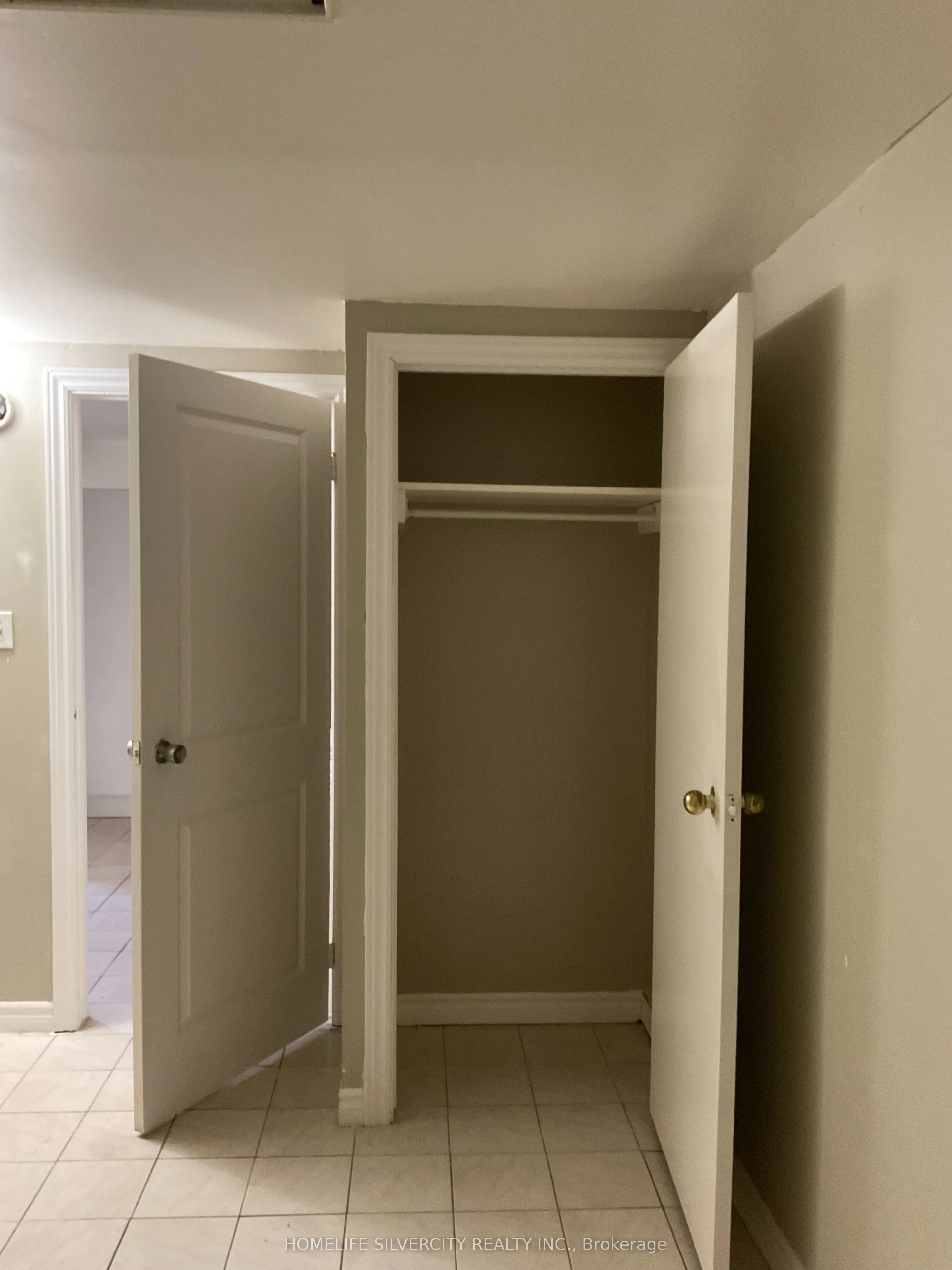 3708 Woodruff Crescent