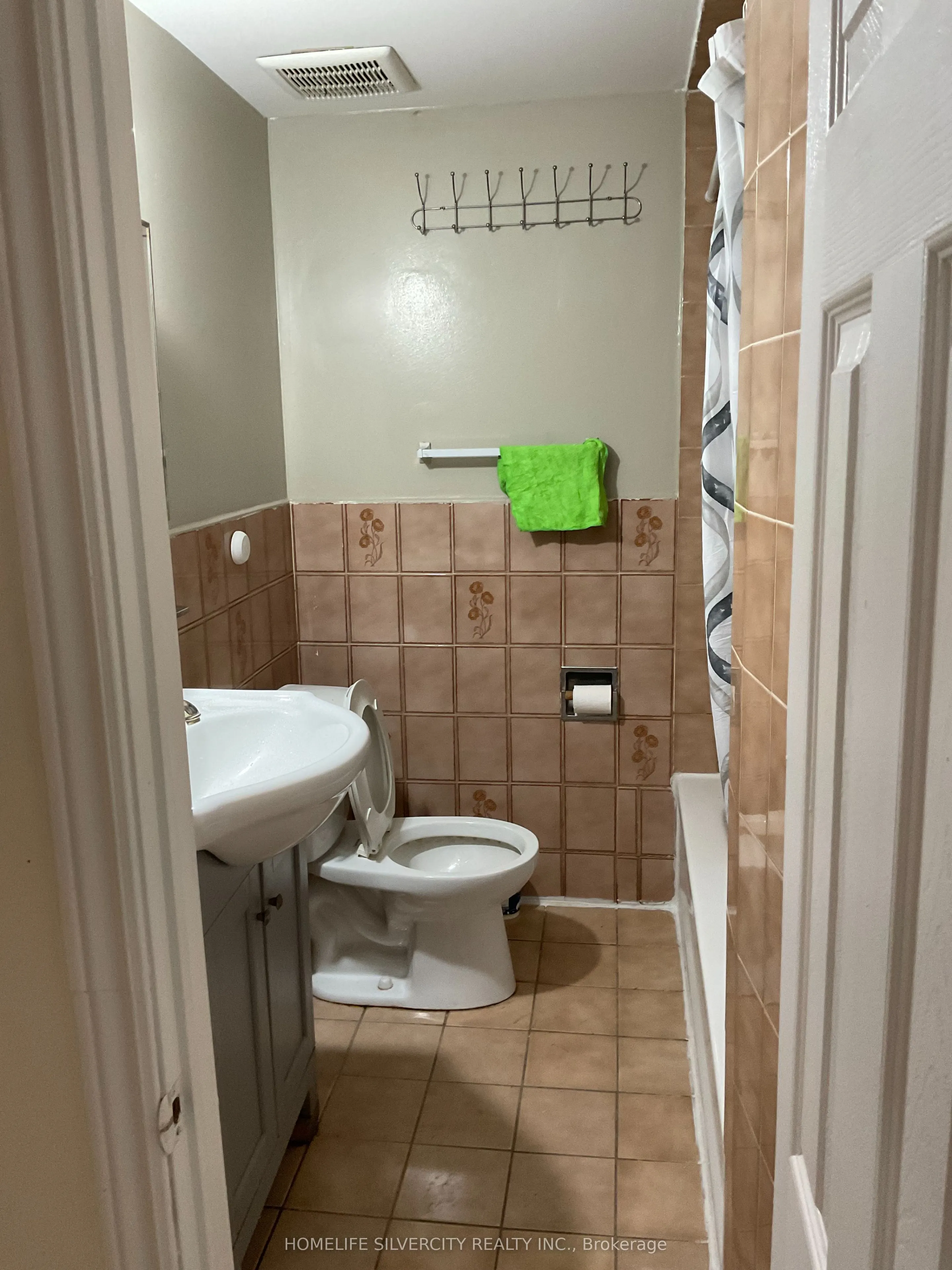 3708 Woodruff Crescent