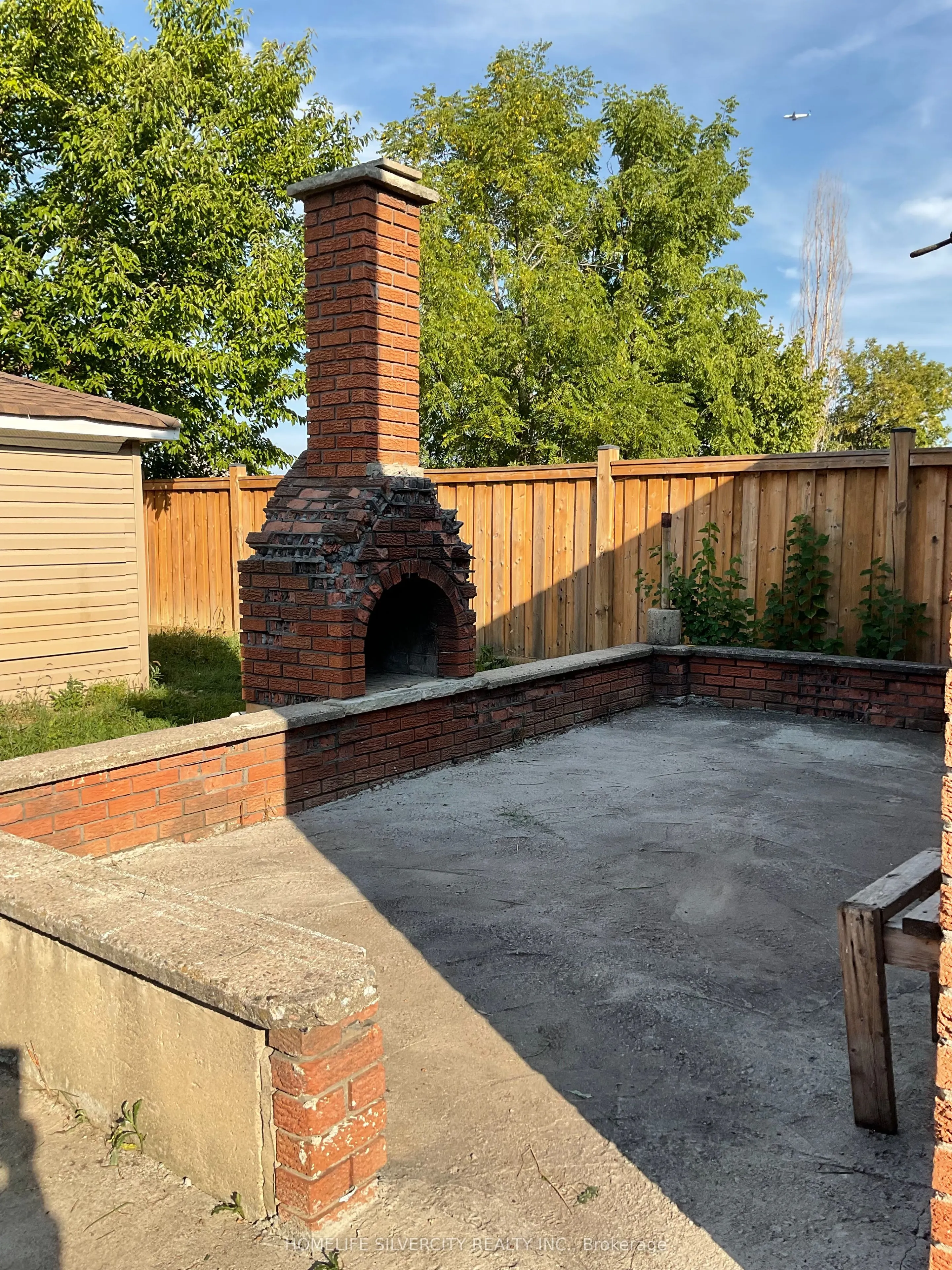 3708 Woodruff Crescent