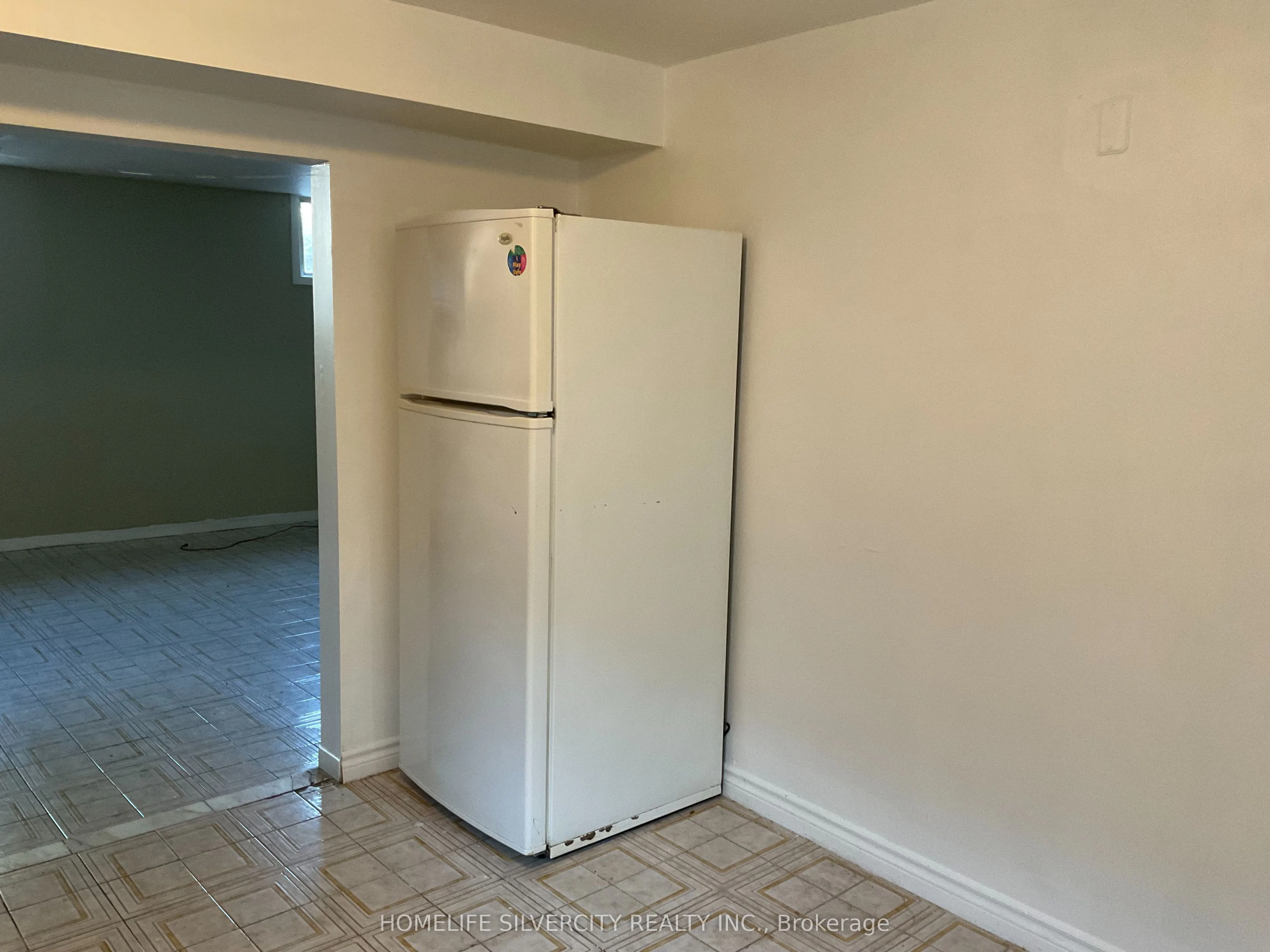 3708 Woodruff Crescent