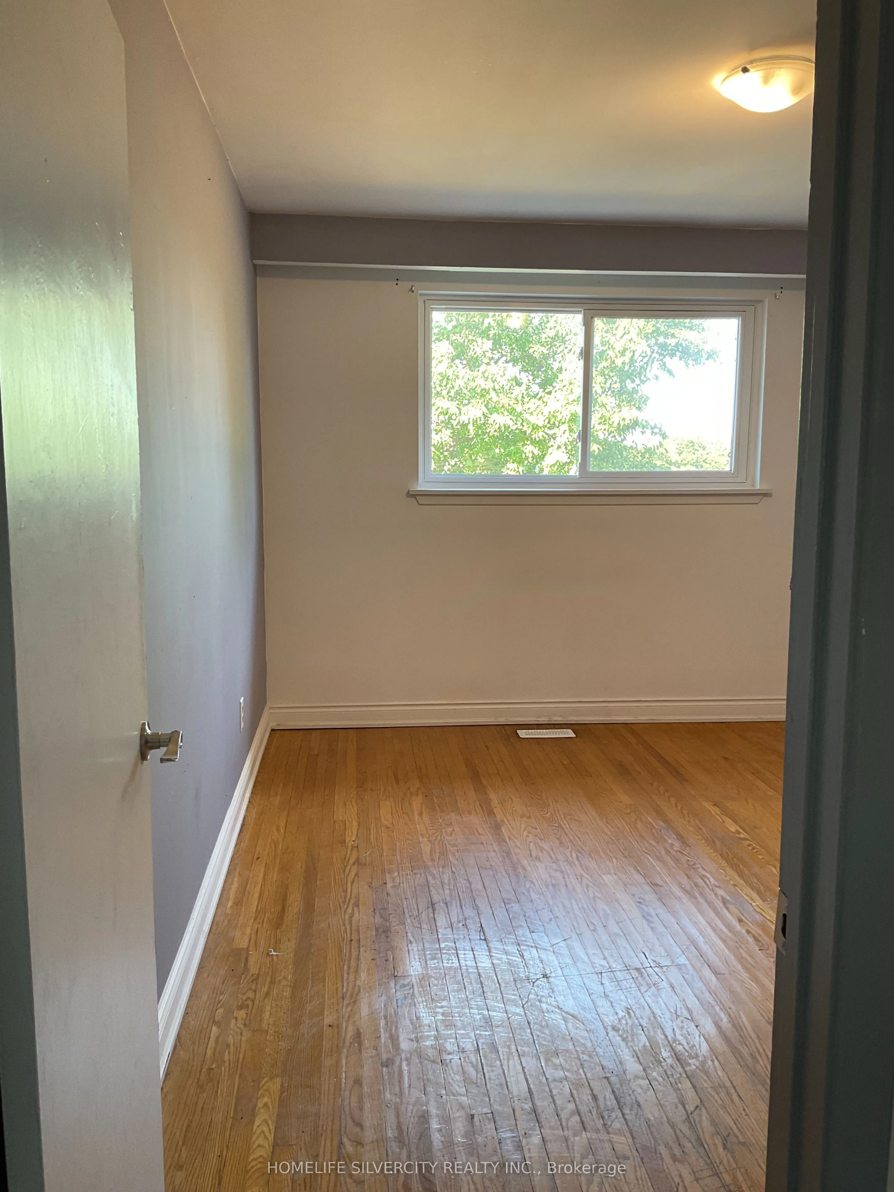 3708 Woodruff Crescent