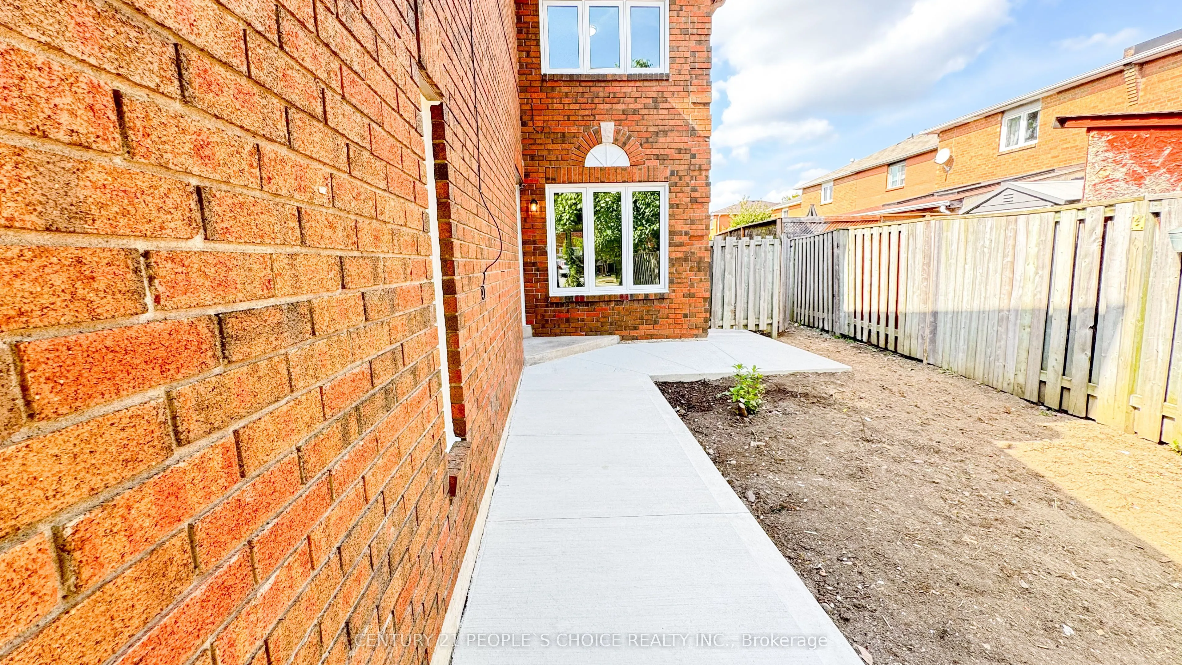 3292 Bobwhite Mews