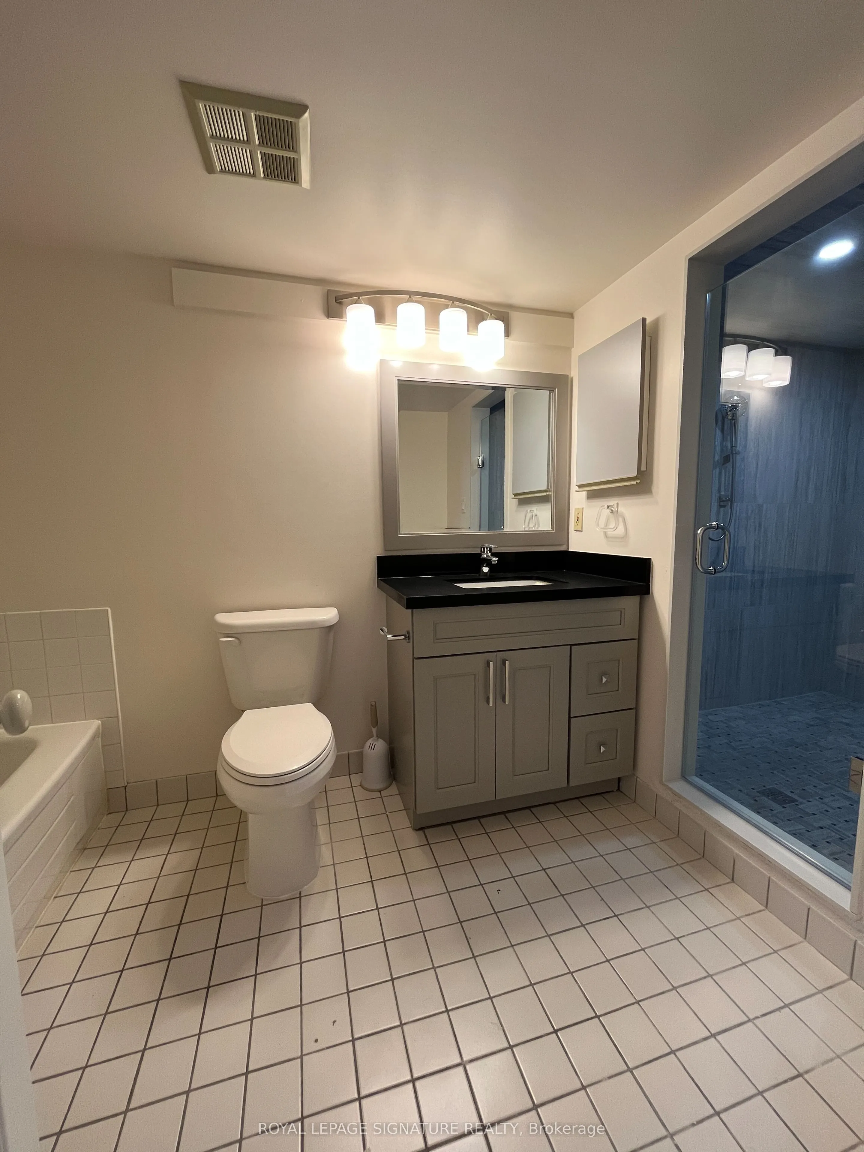 45 Kingsbridge Garden Circle, #811