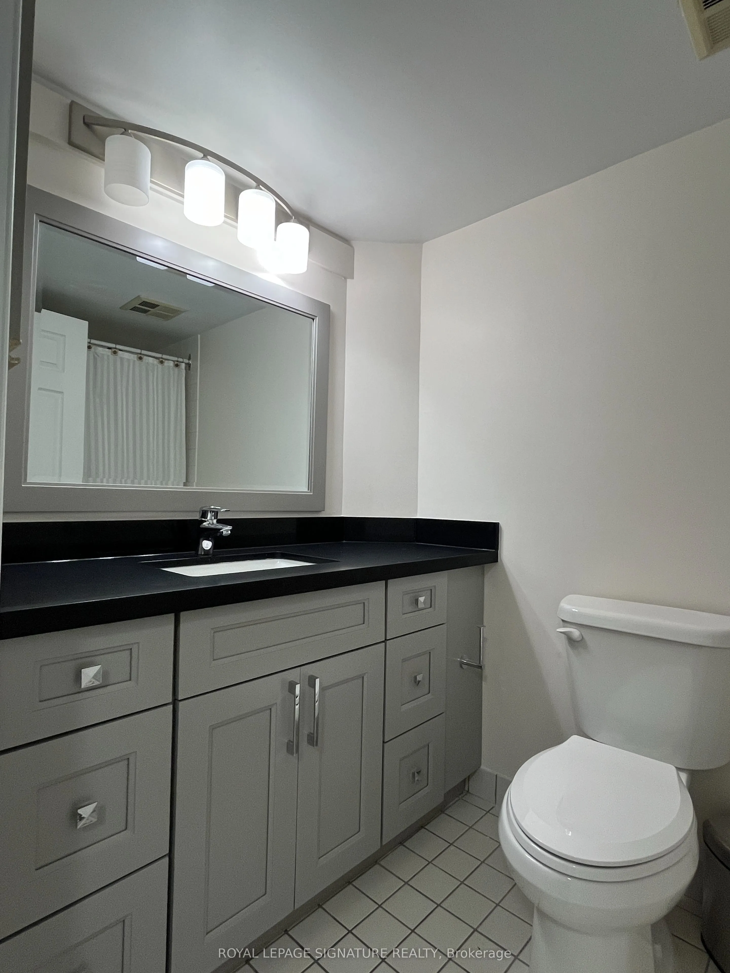 45 Kingsbridge Garden Circle, #811