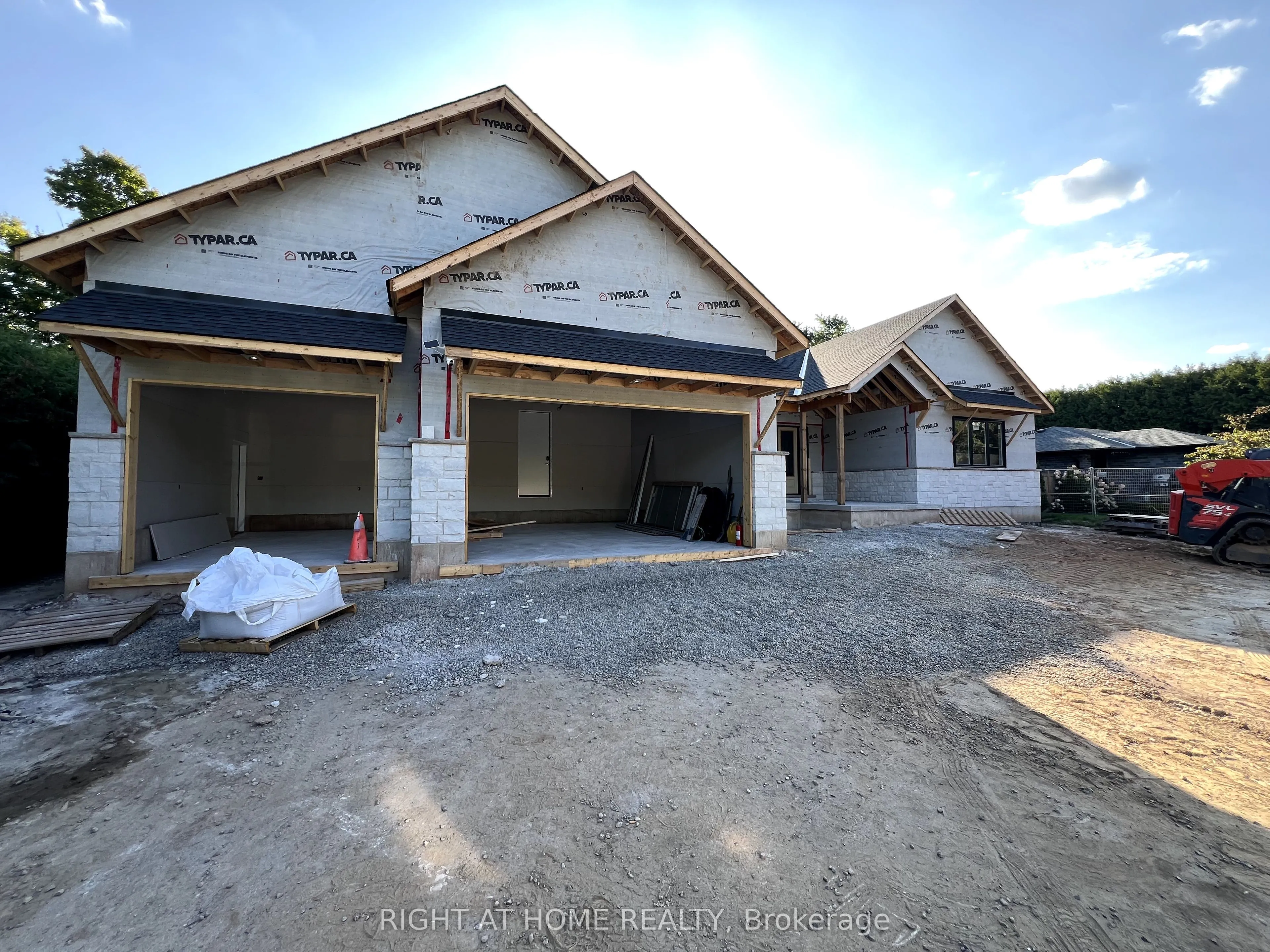 9 Maple Grove Road