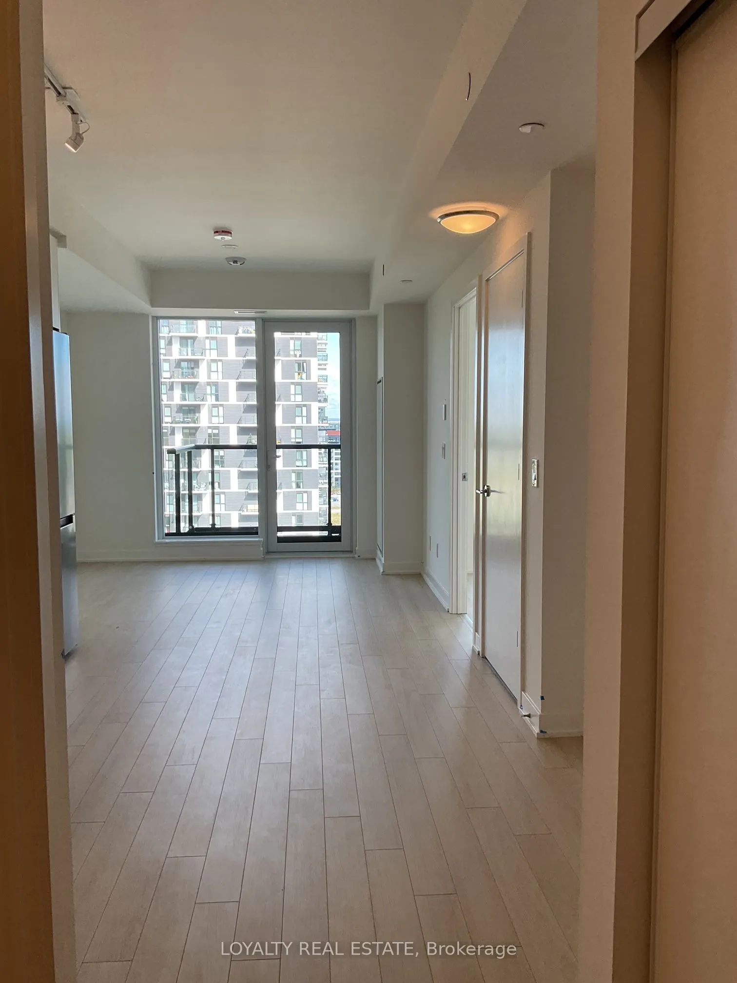 3079 Trafalgar Road, #1606