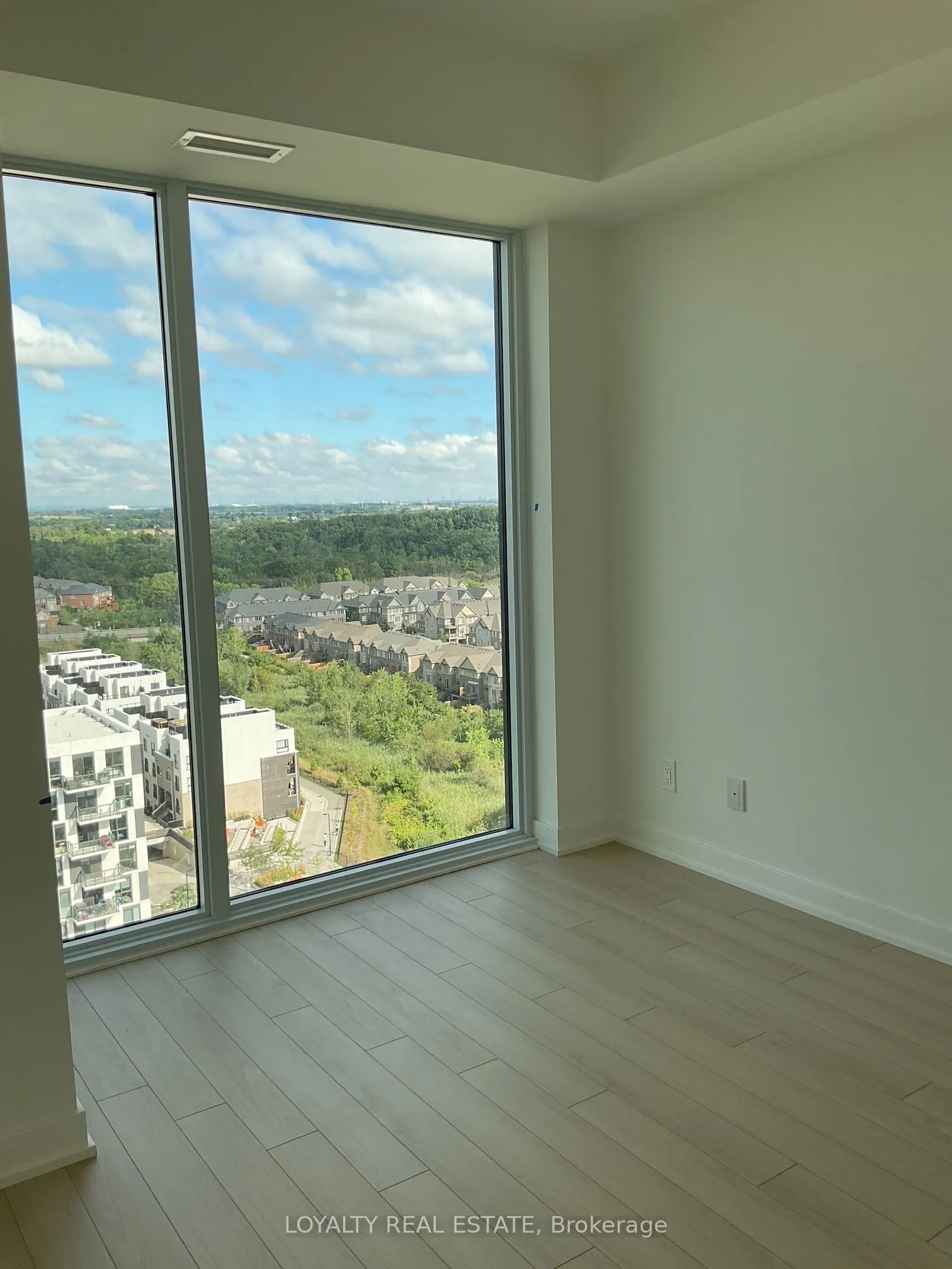 3079 Trafalgar Road, #1606
