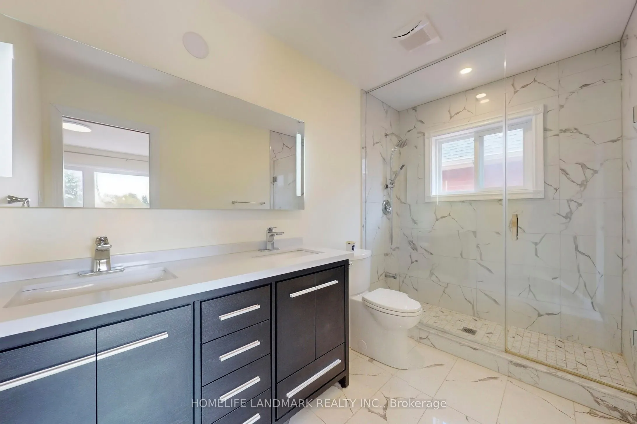 2587 Credit Valley Road