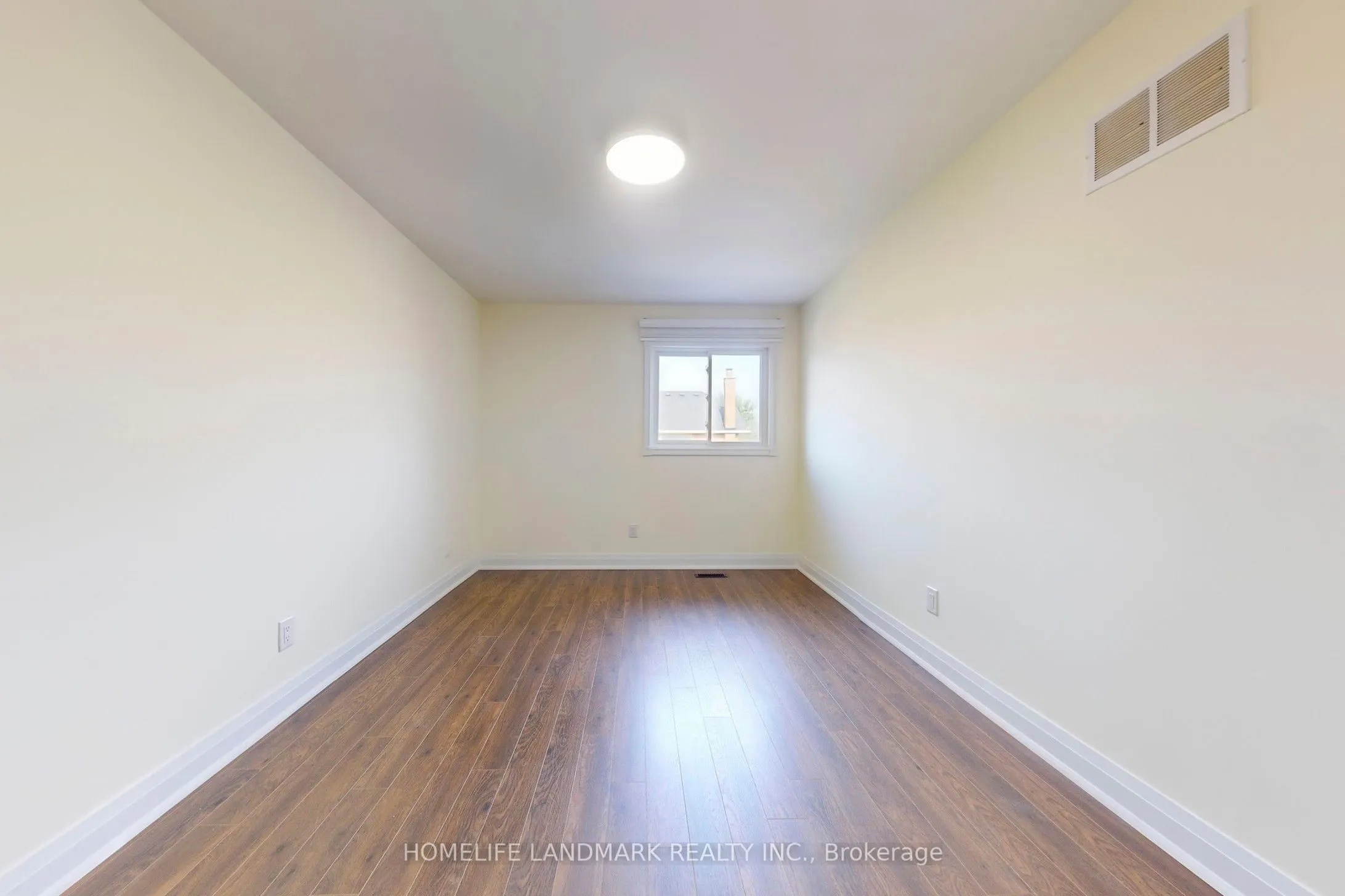 2587 Credit Valley Road