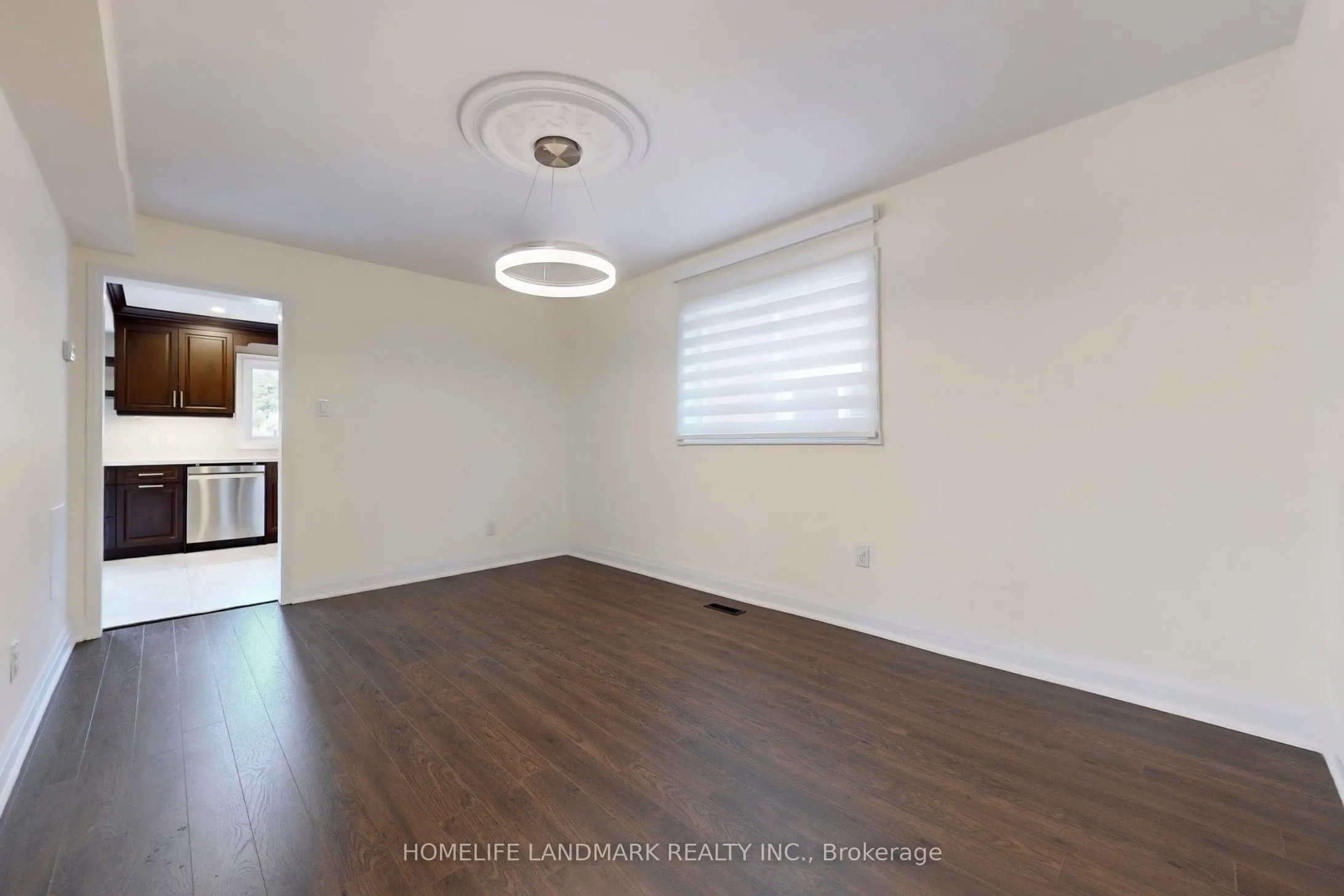 2587 Credit Valley Road