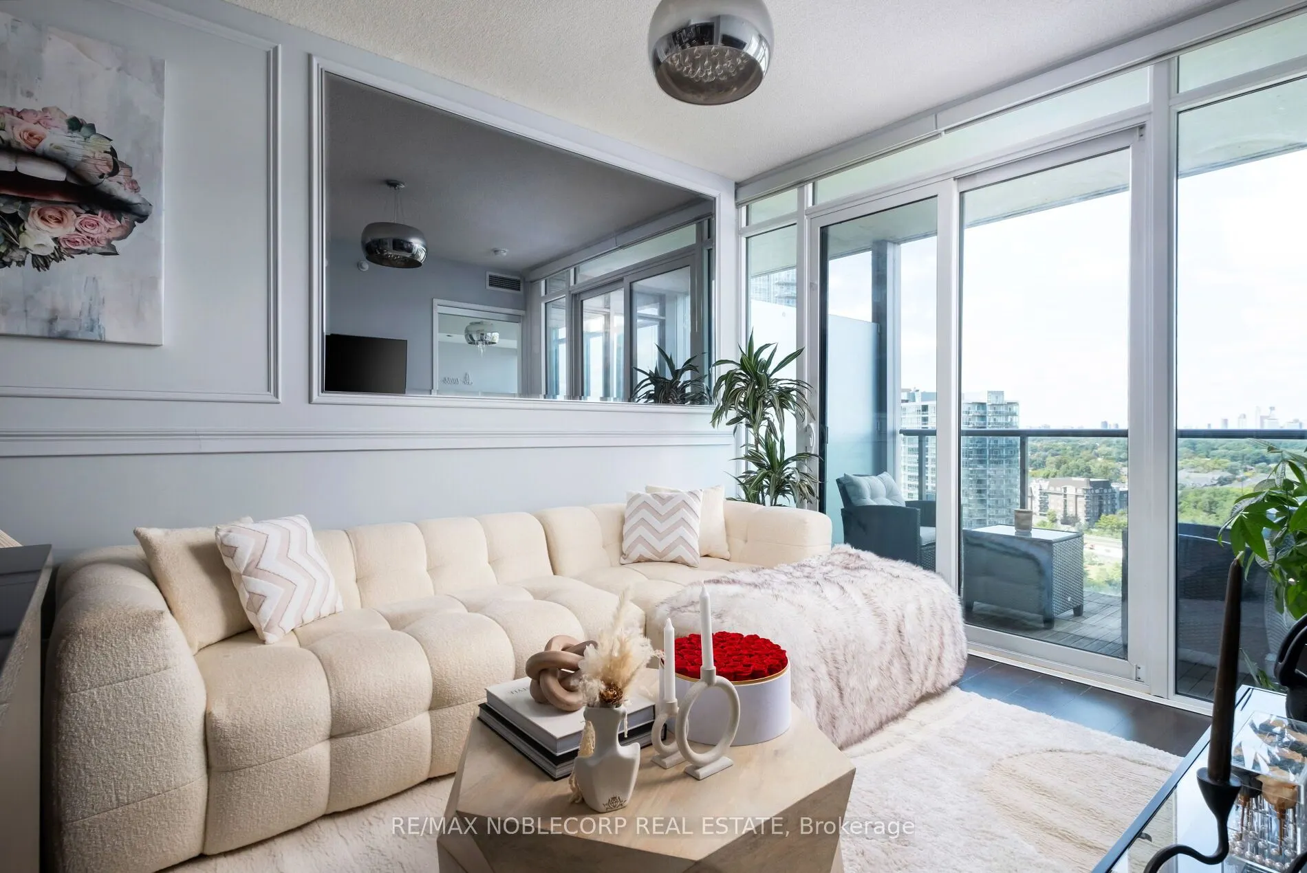 88 Park Lawn Road, #2212