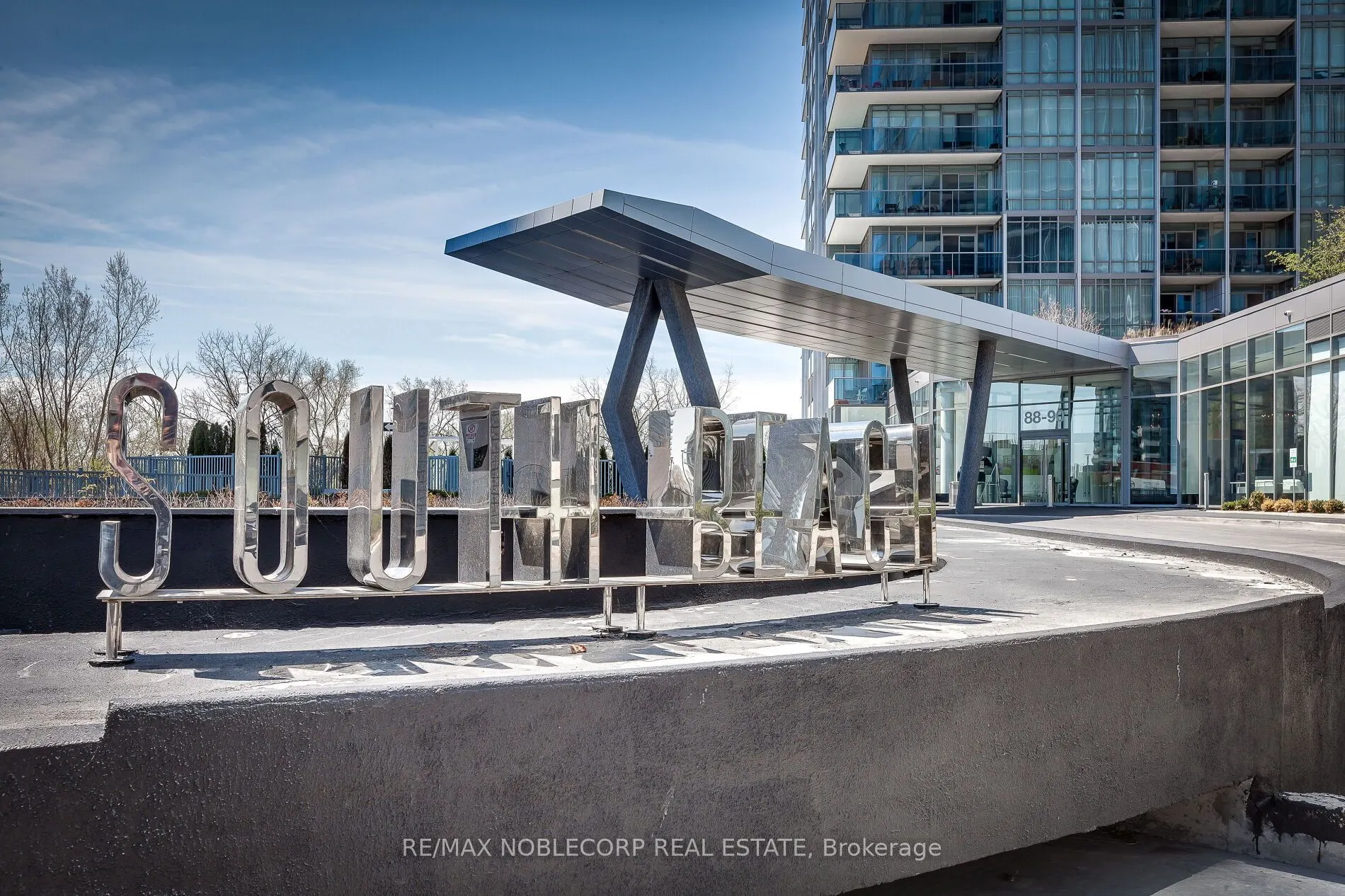 88 Park Lawn Road, #2212