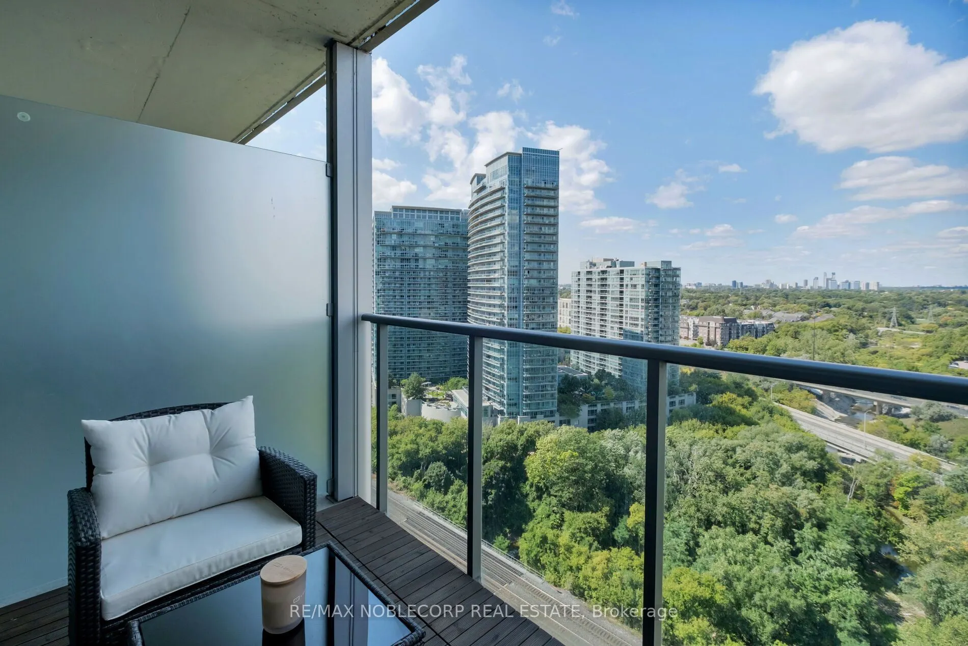 88 Park Lawn Road, #2212